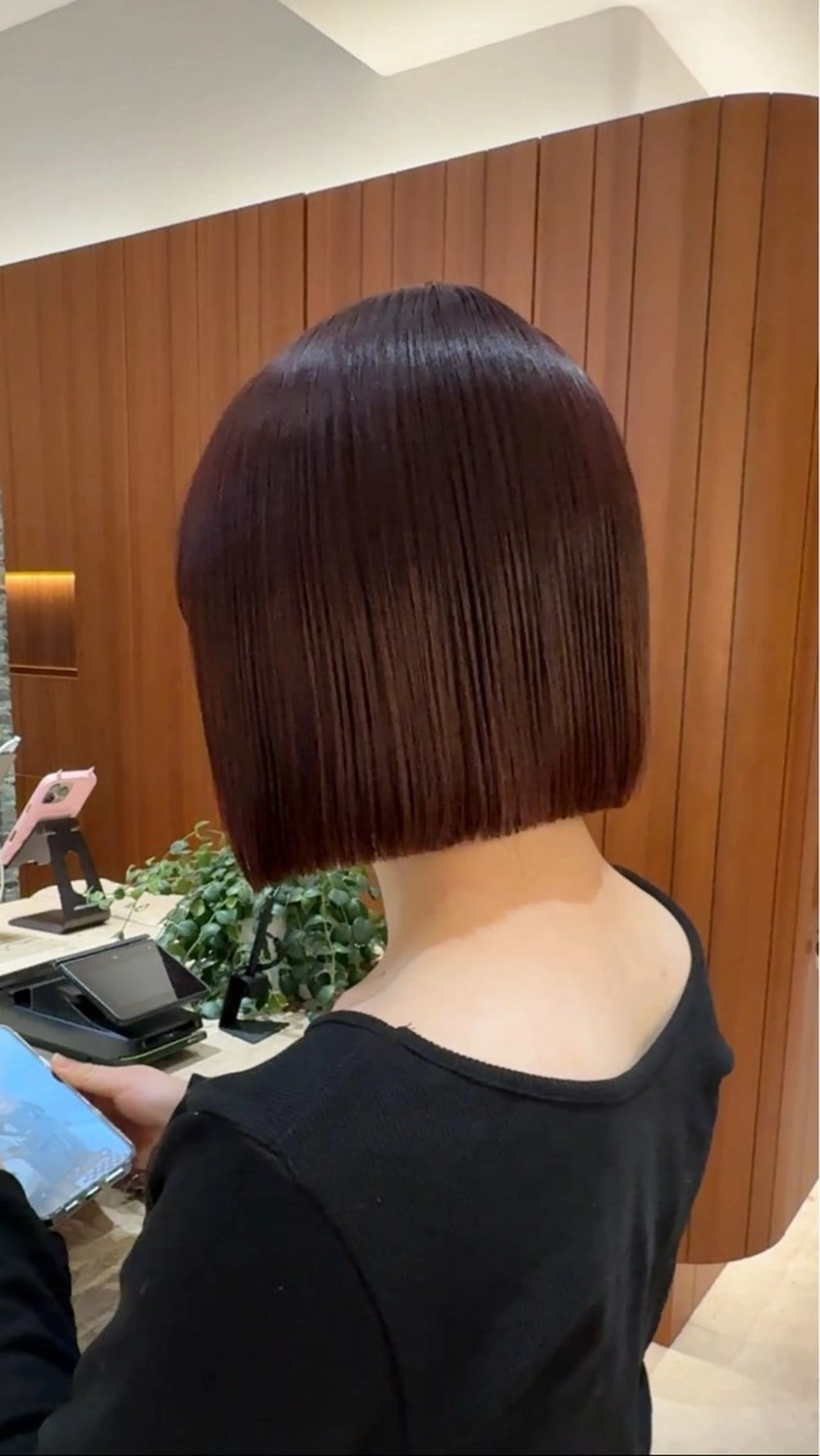 ショート カラー 切りっぱなしボブ ショートボブ ボブレイヤー ショートレイヤー ハイトーンカラー カット ヘアカラー 縮毛矯正 トリートメント 渋谷ボブ/レイヤー ボブ田中航平のヘアスタイル