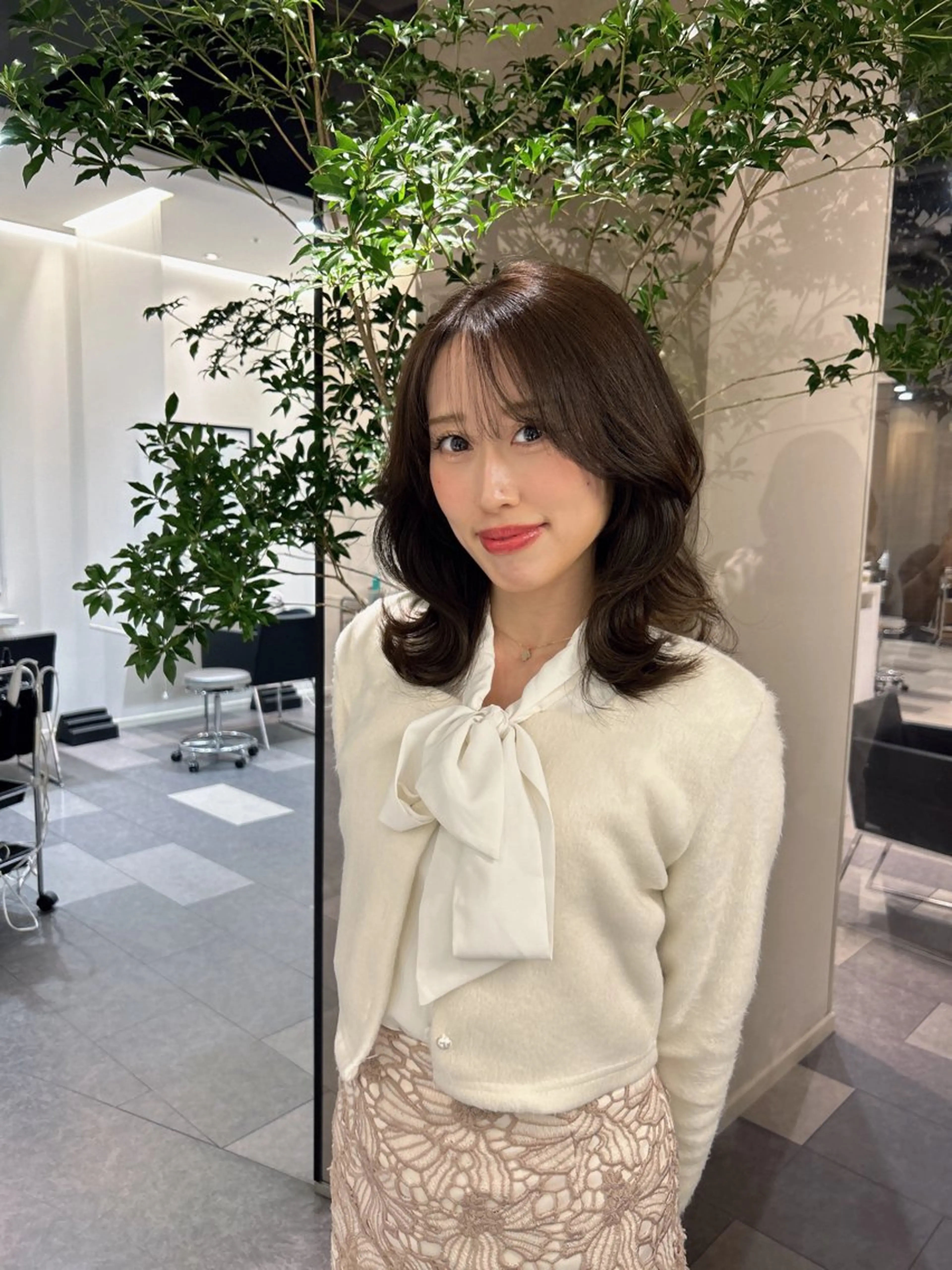 ミディアム カラー カット ヘアカラー トリートメント 美髪矯正/ 伊藤 更のヘアスタイル
