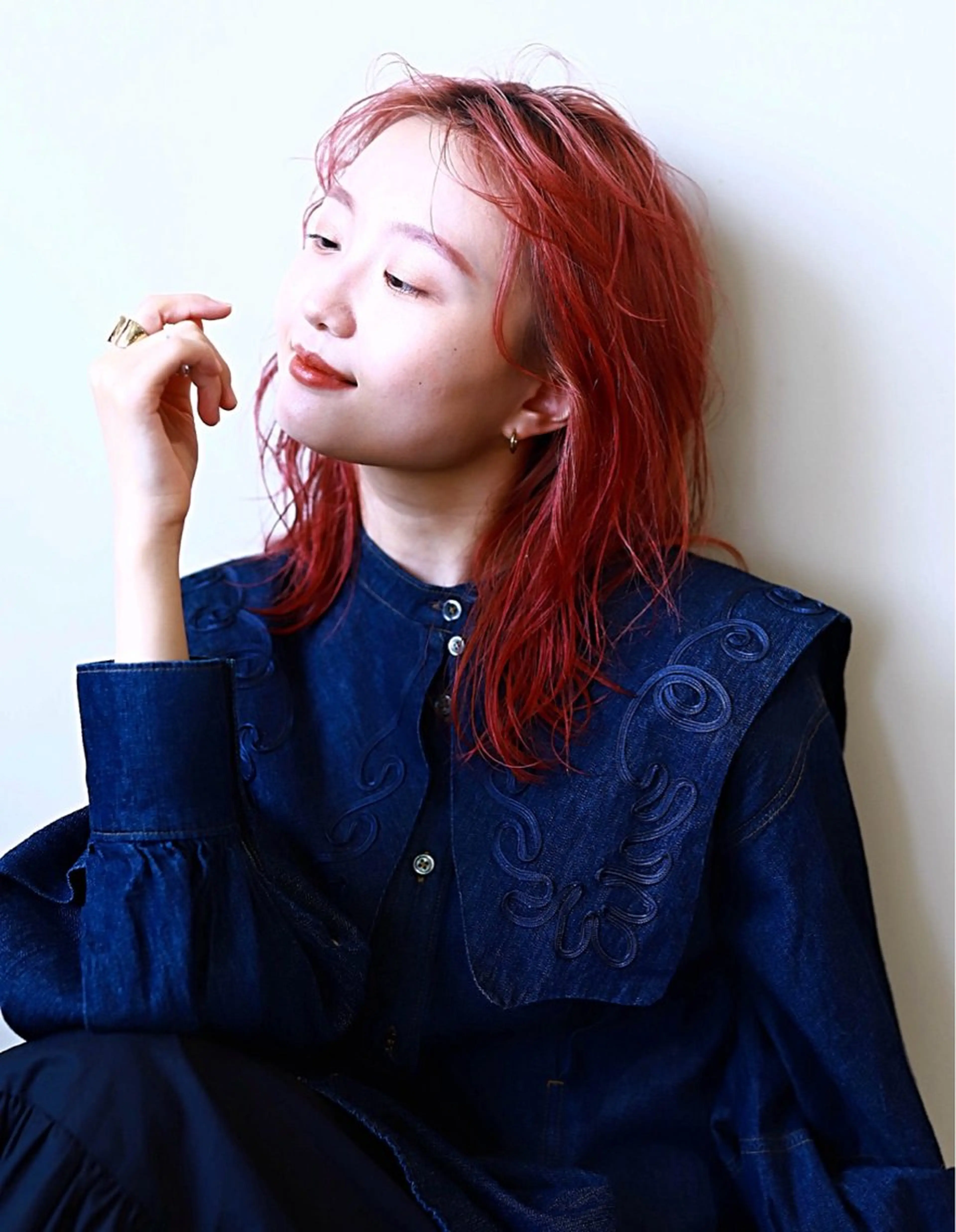 セミロング 【ブリーチラベンダー の神様】💗髙島隆世のヘアスタイル