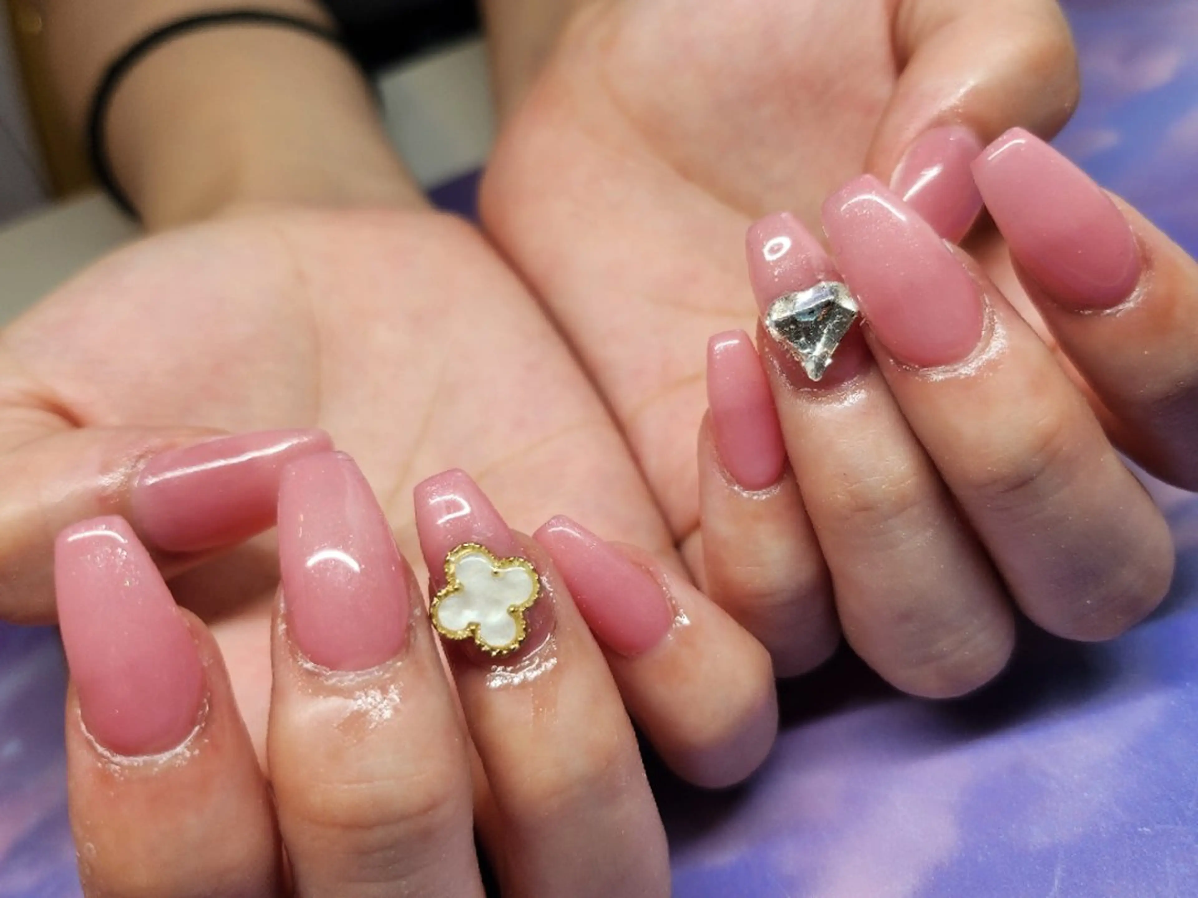 ネイル ハンドネイル 💜bora .のネイルデザイン