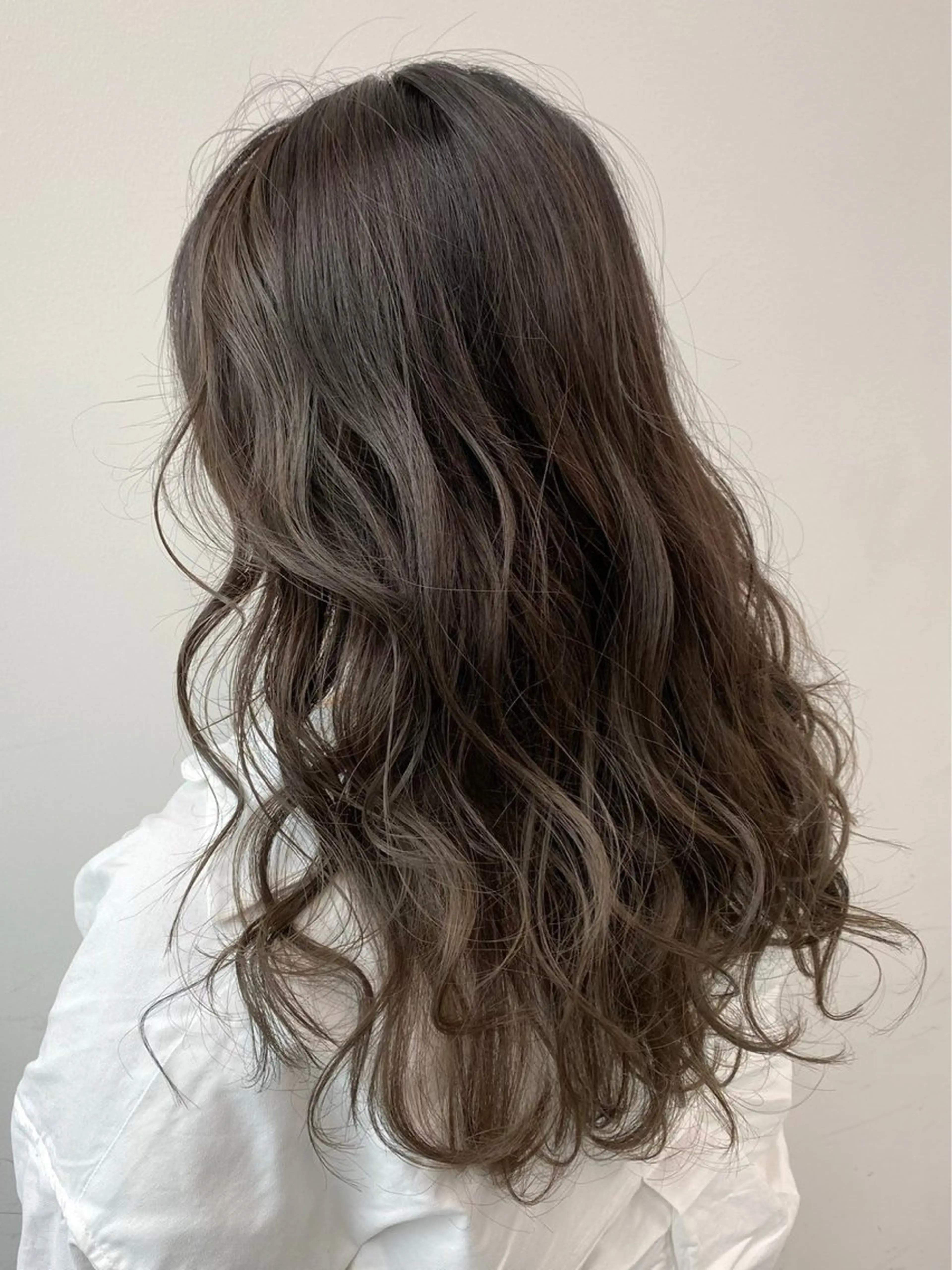 ロング 🌟透け感カラー 髪質改善Ando🌟のヘアスタイル