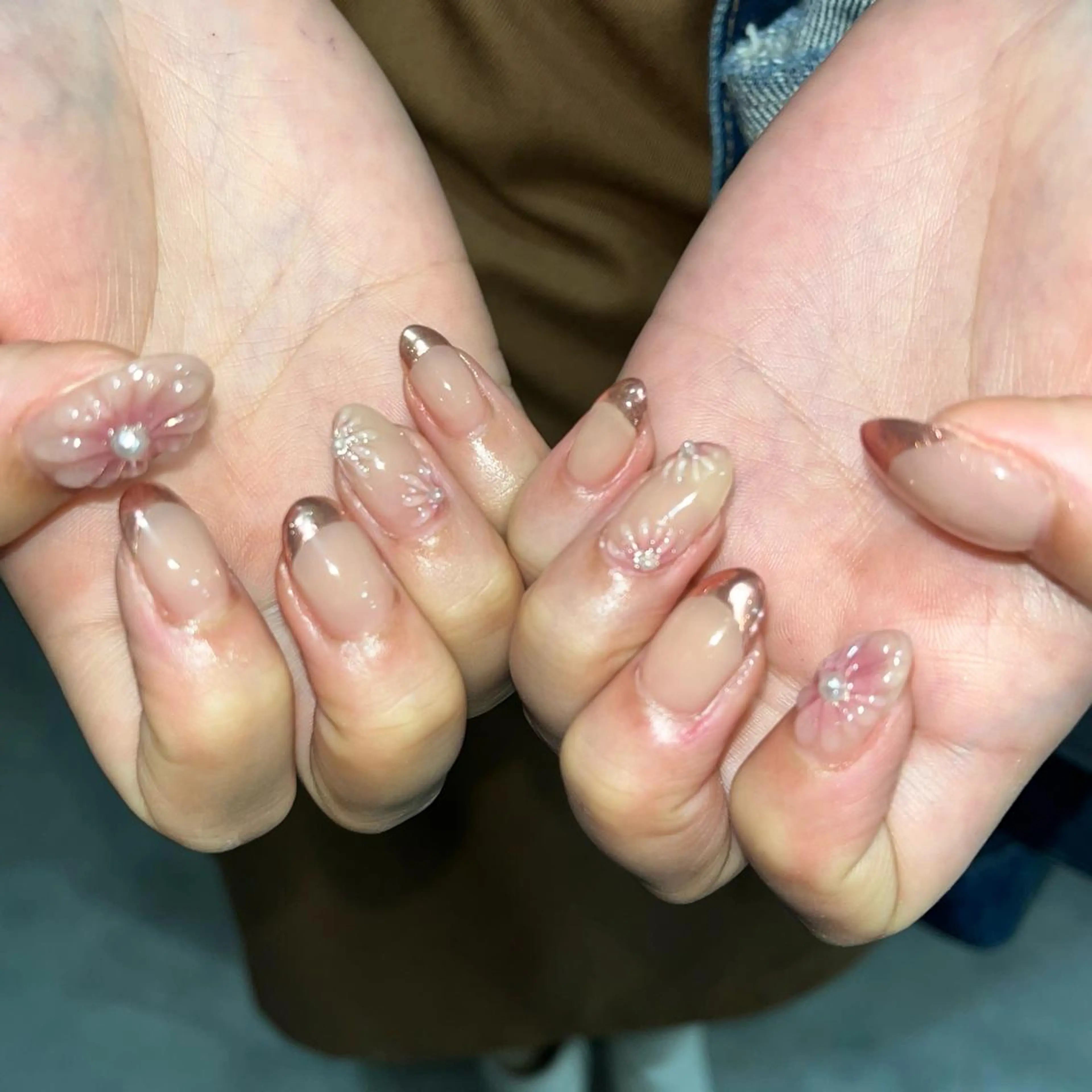 ネイル 🪐富島彩夏 /海外nail🪐のネイルデザイン