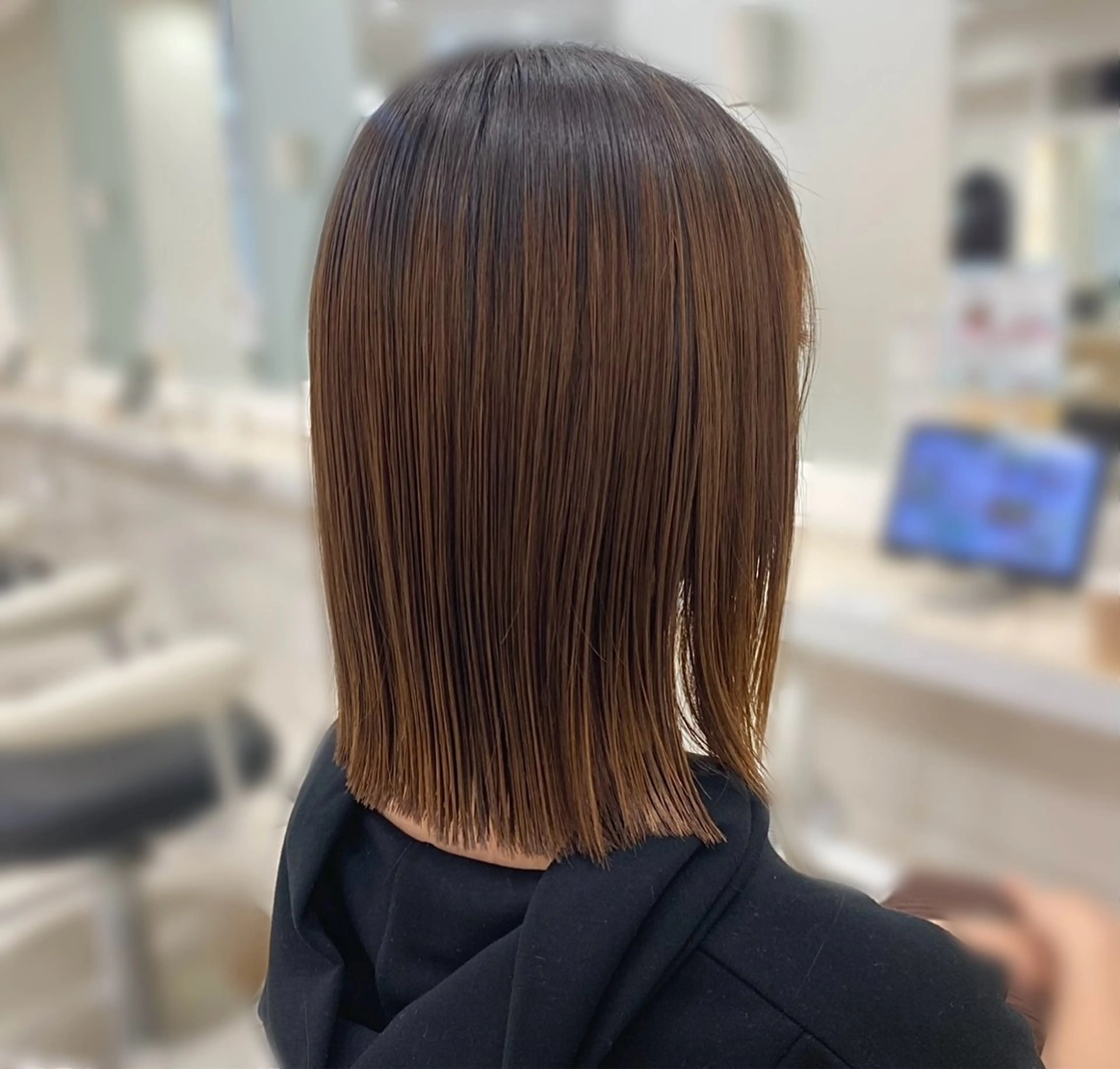 ミディアム 透明感カラー🫧 aika🐈のヘアスタイル