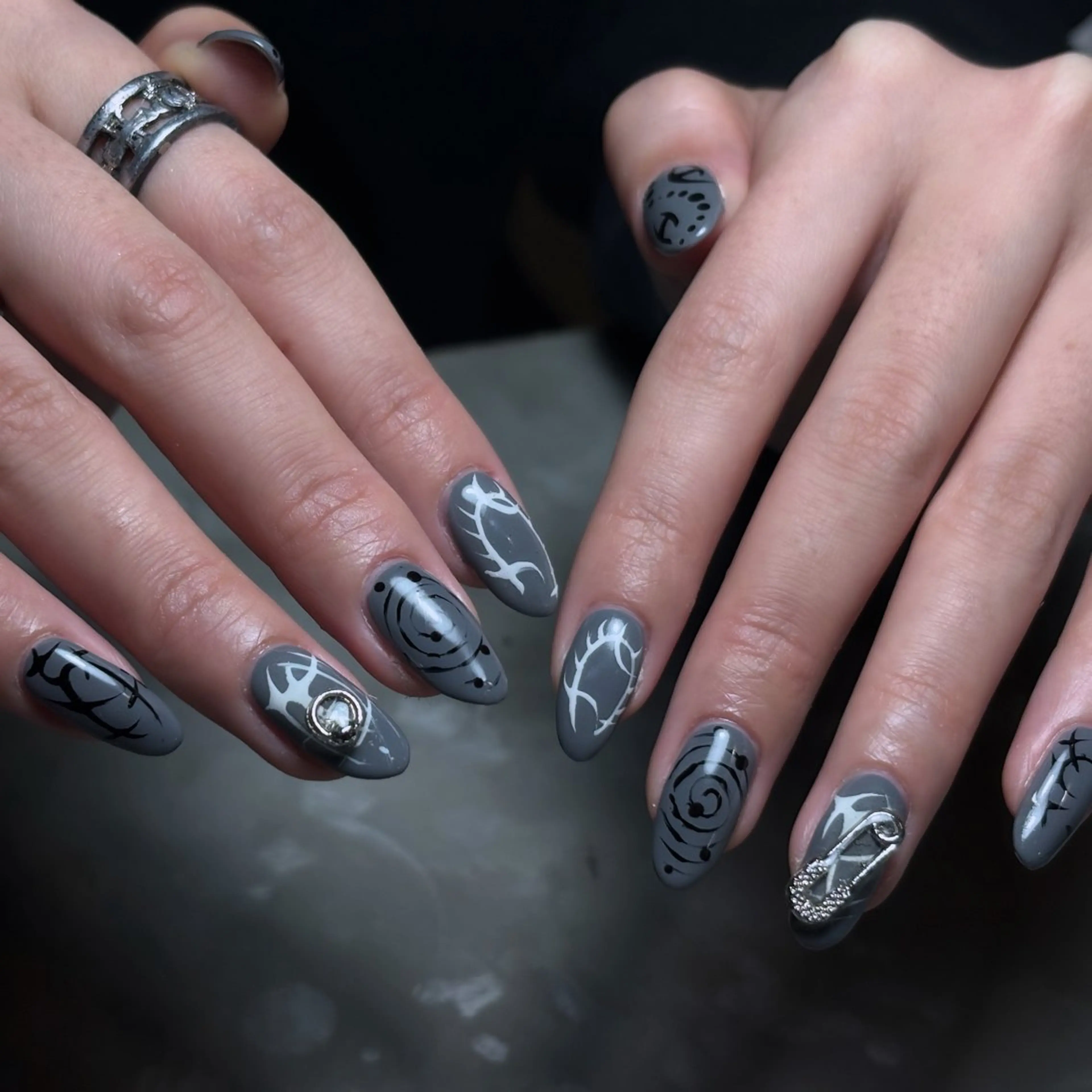 ネイル ハンドネイル 個性派NANA ネイルのネイルデザイン