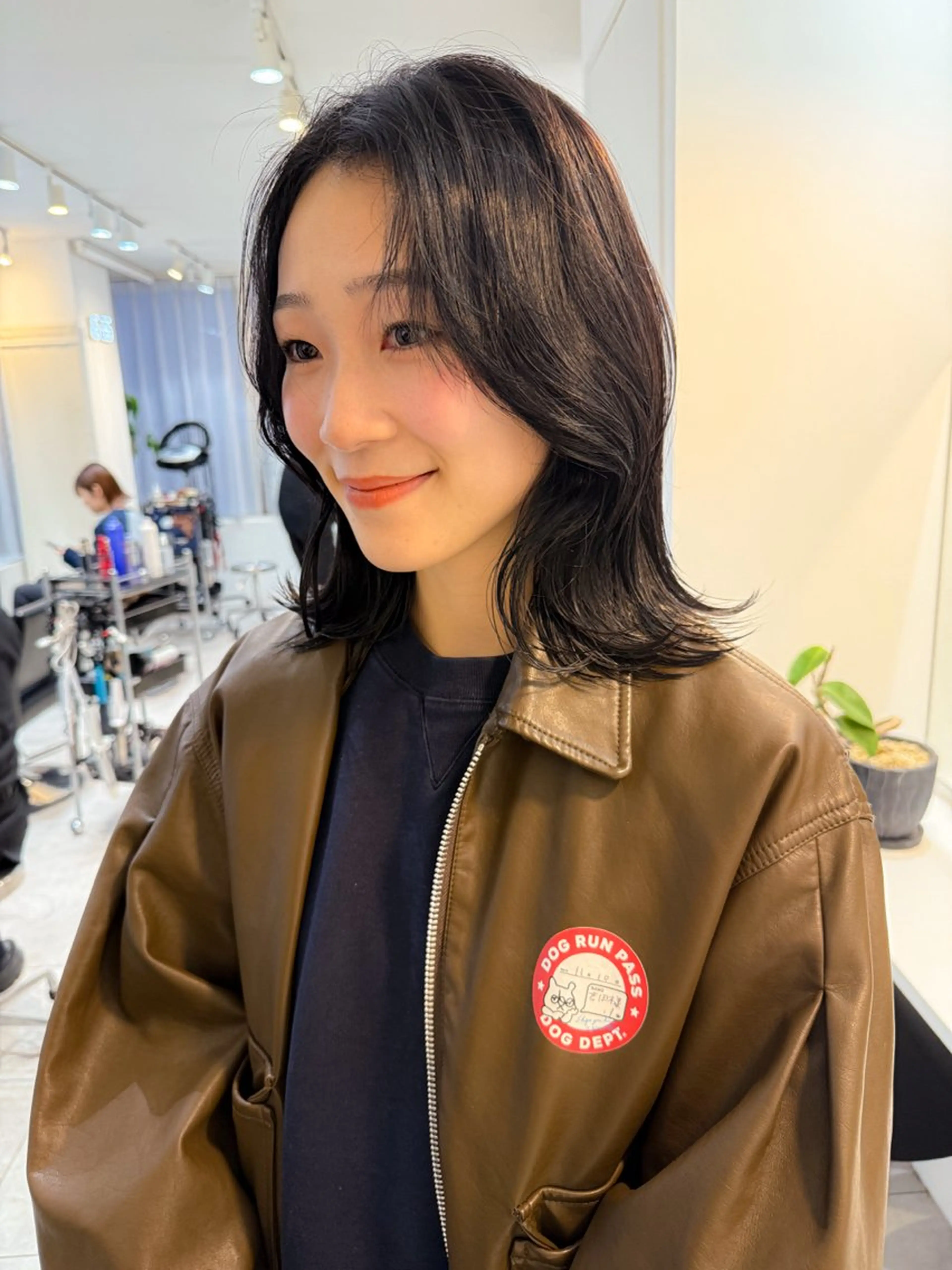 ミディアム カラー 艶髪ブリーチ 永井竜也のヘアスタイル