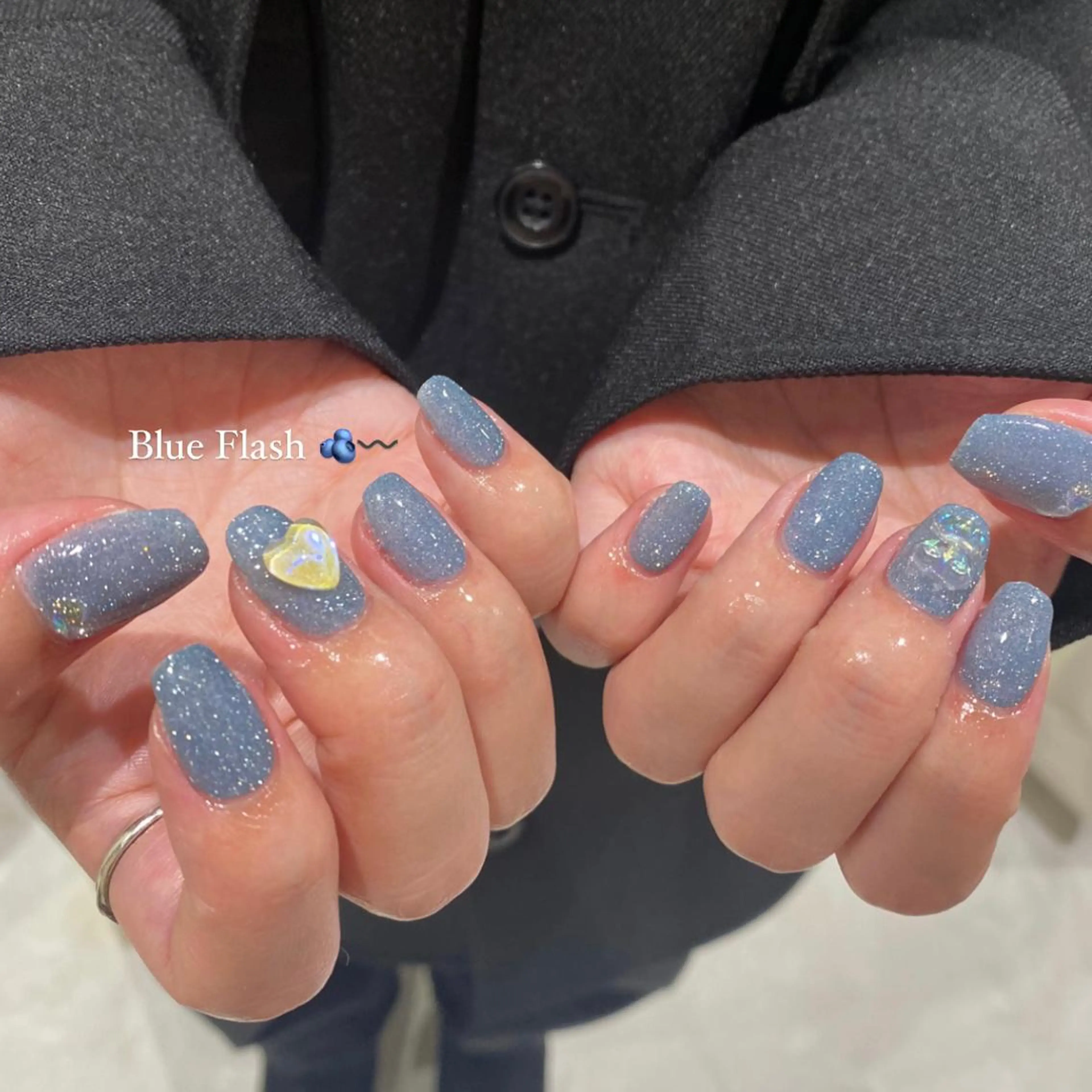 ネイル フラッシュネイル PLATINUM   DOLL【プラチナムドール】所属・ひろこ eyelist🎀のマツエク・マツパデザイン