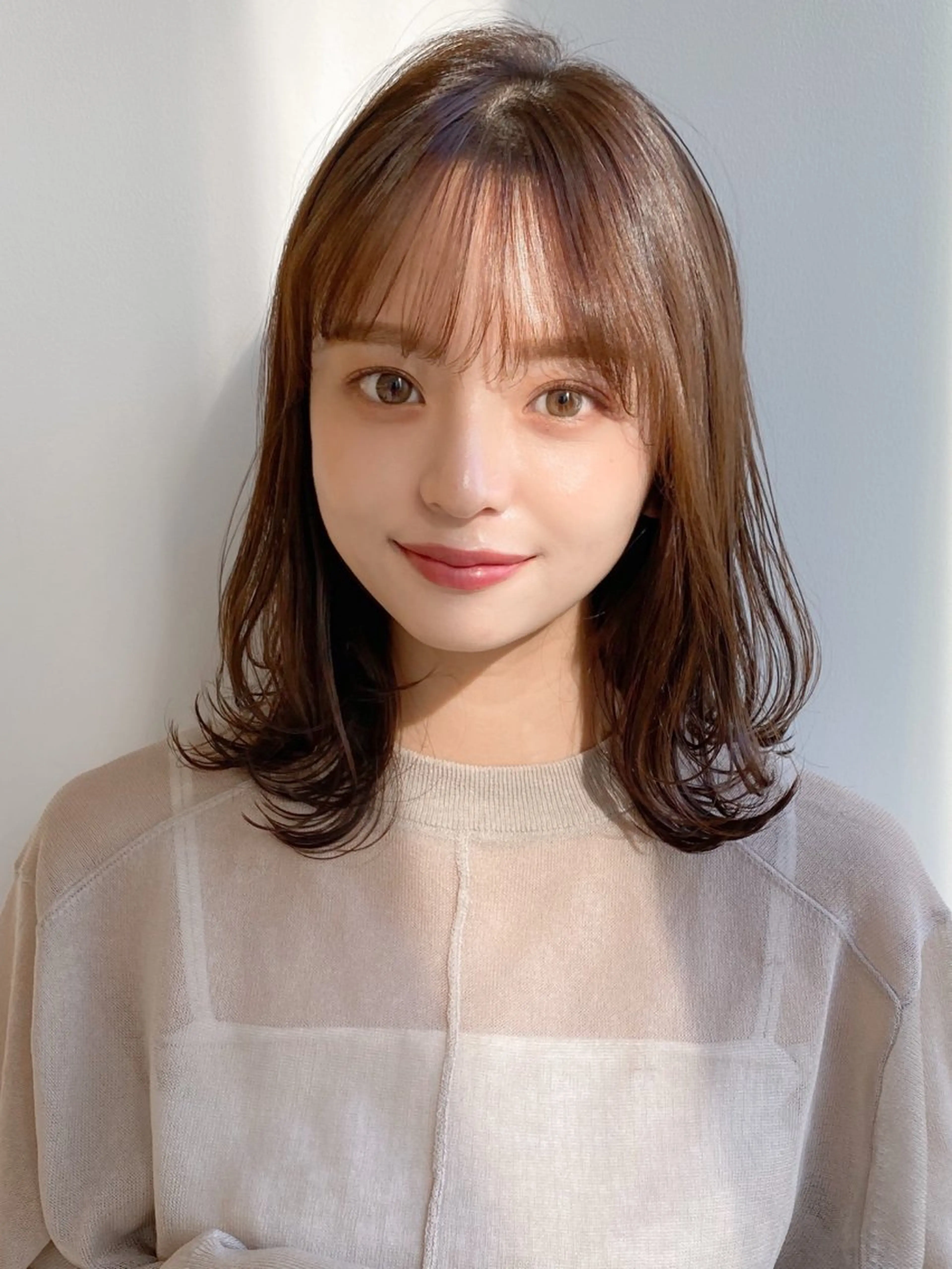 セミロング カラー くびれヘア レイヤーカット 佐藤 侑哉のヘアスタイル