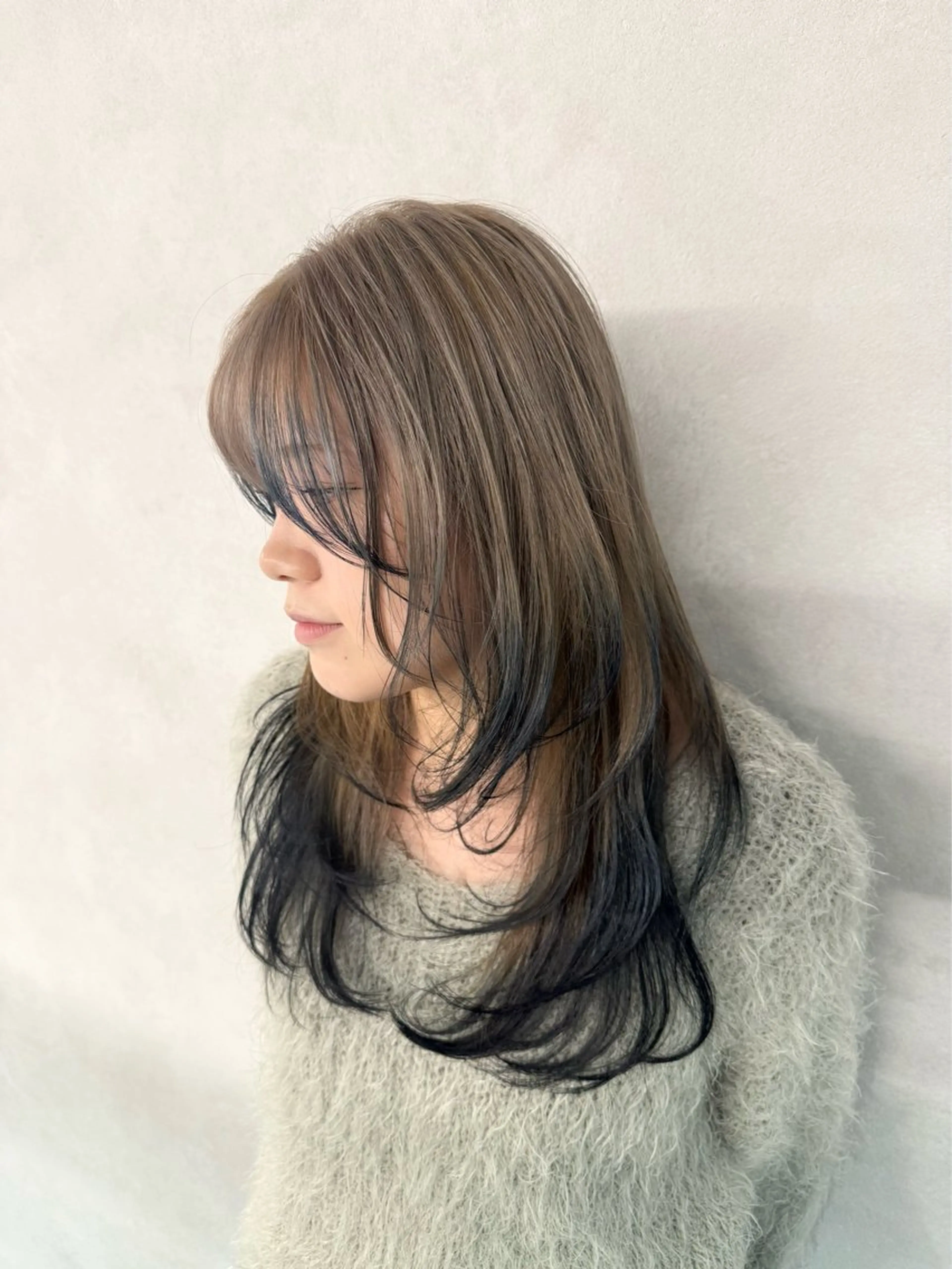 セミロング 韓国風ヘア レイヤーカット 似合わせカット ヘアカラー 森貝 洋亮のヘアスタイル