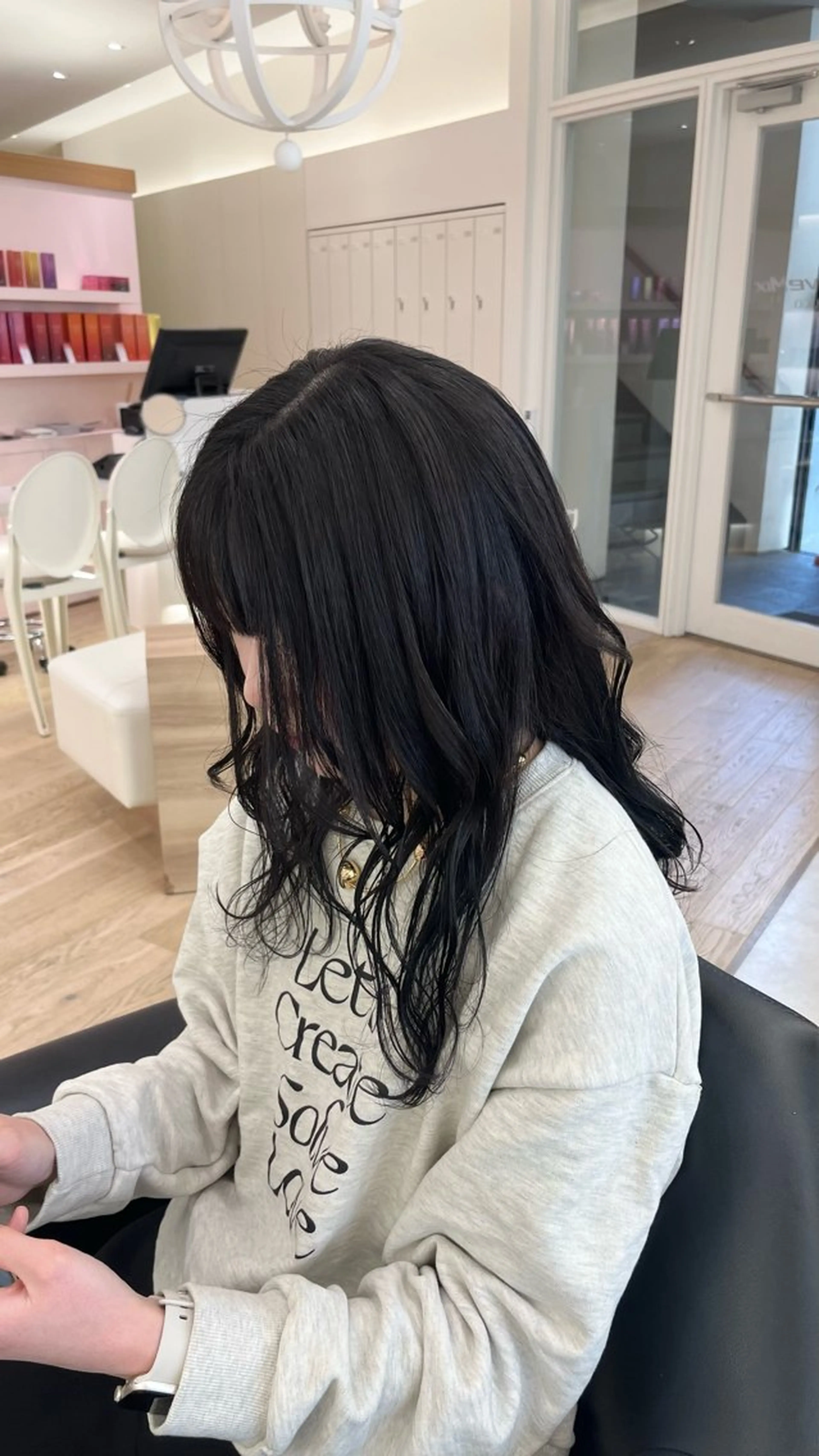 セミロング ヘアカラー ParveMix 🌝🫧山本 玲南のヘアスタイル
