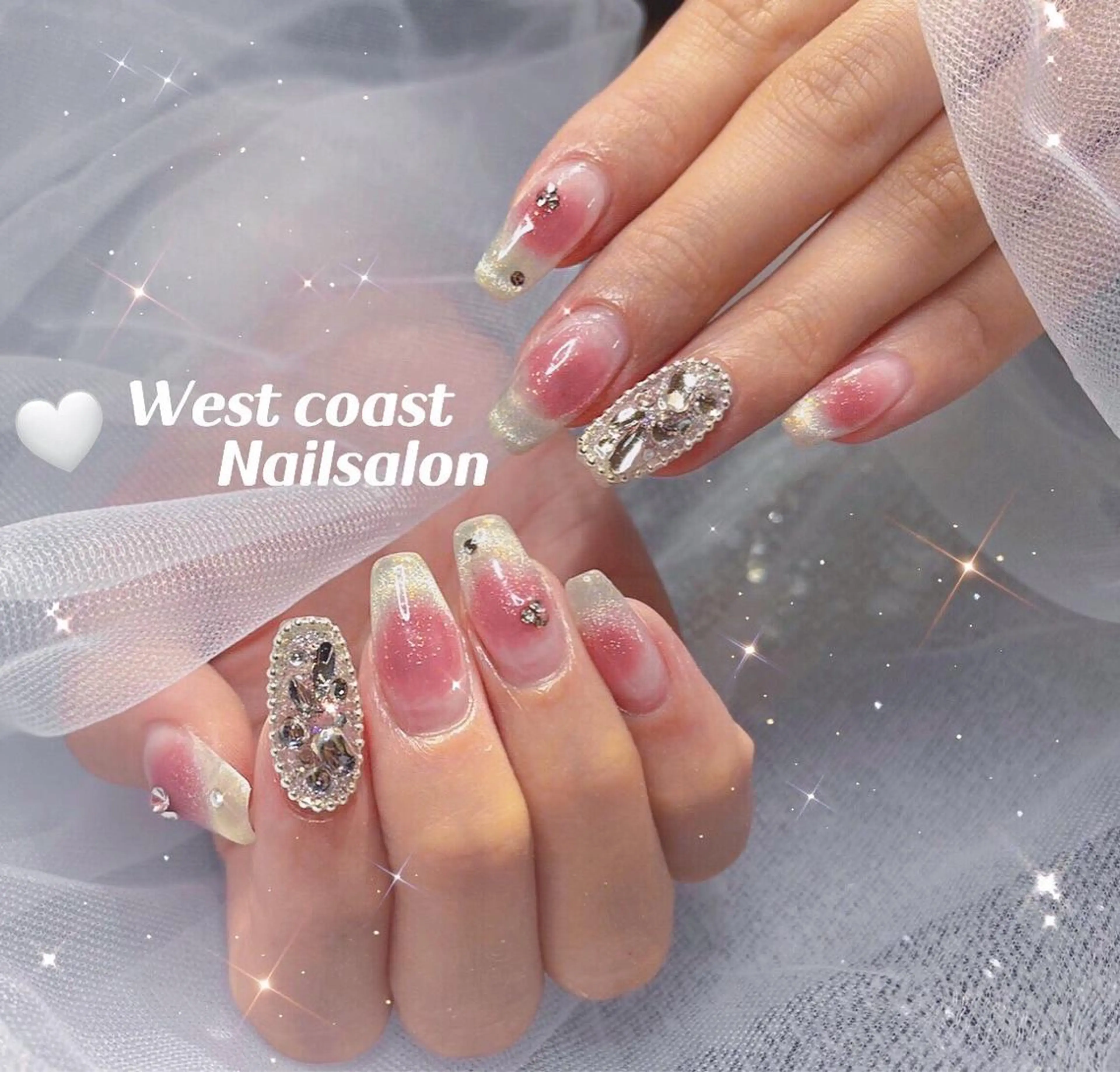 ネイル チークネイル フレンチネイル キラキラネイル 韓国ネイル ラメ(グリッター) ハンドネイル west coast スカルプ専門店のネイルデザイン