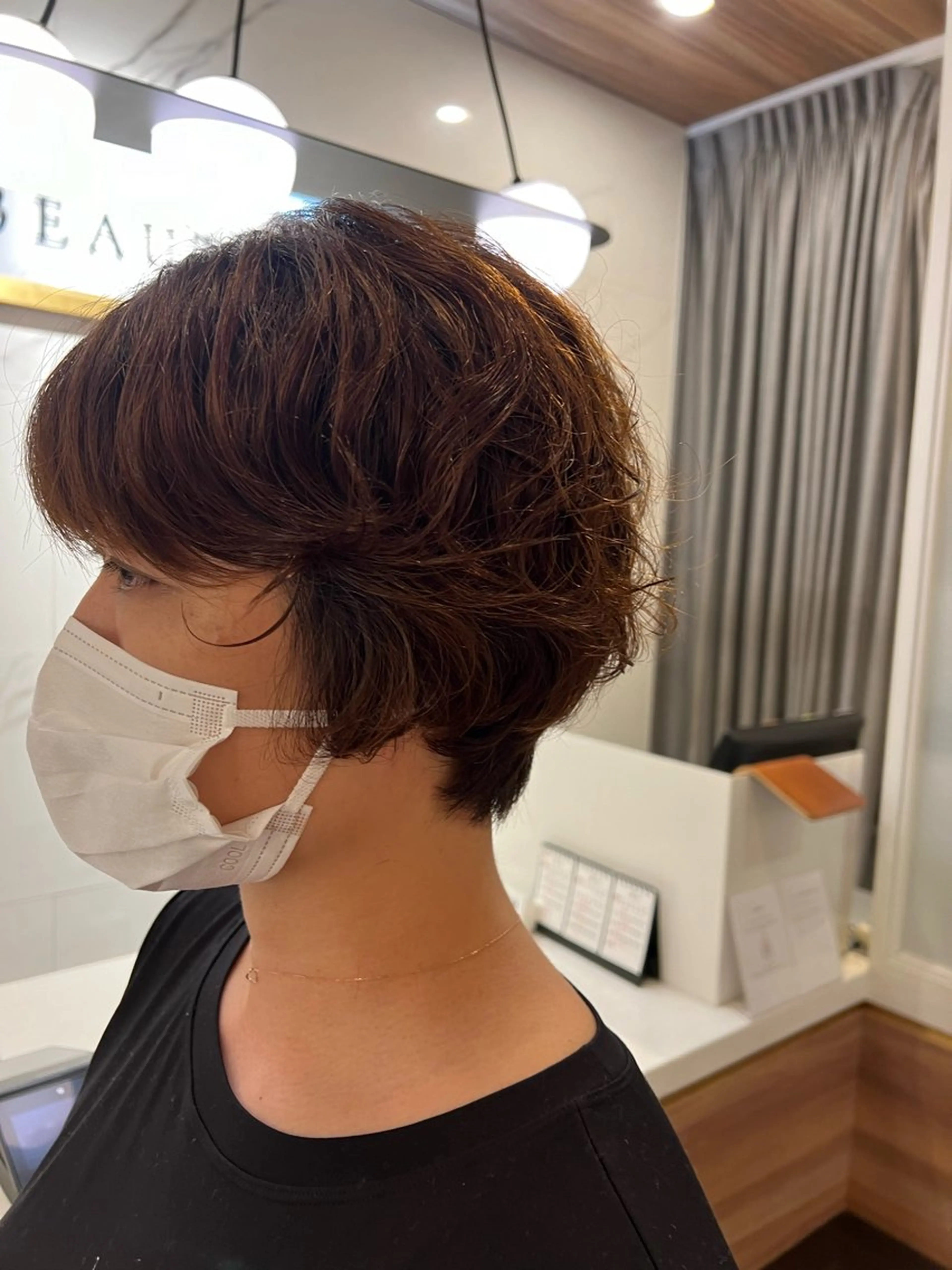 ショート 村中 逸紀のヘアスタイル
