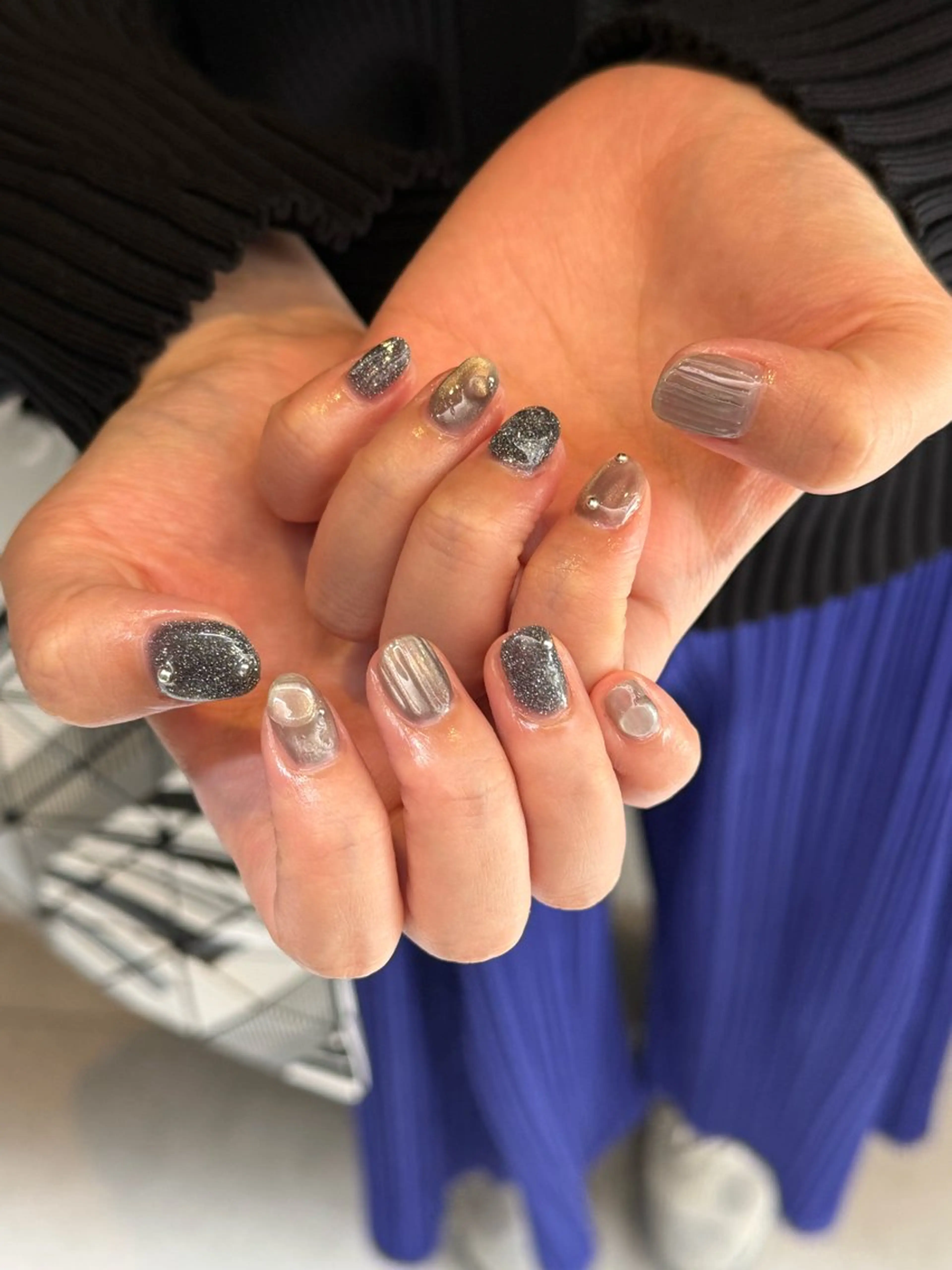ネイル ニュアンスネイル ハンドネイル nail salon swaddle 🪽のネイルデザイン