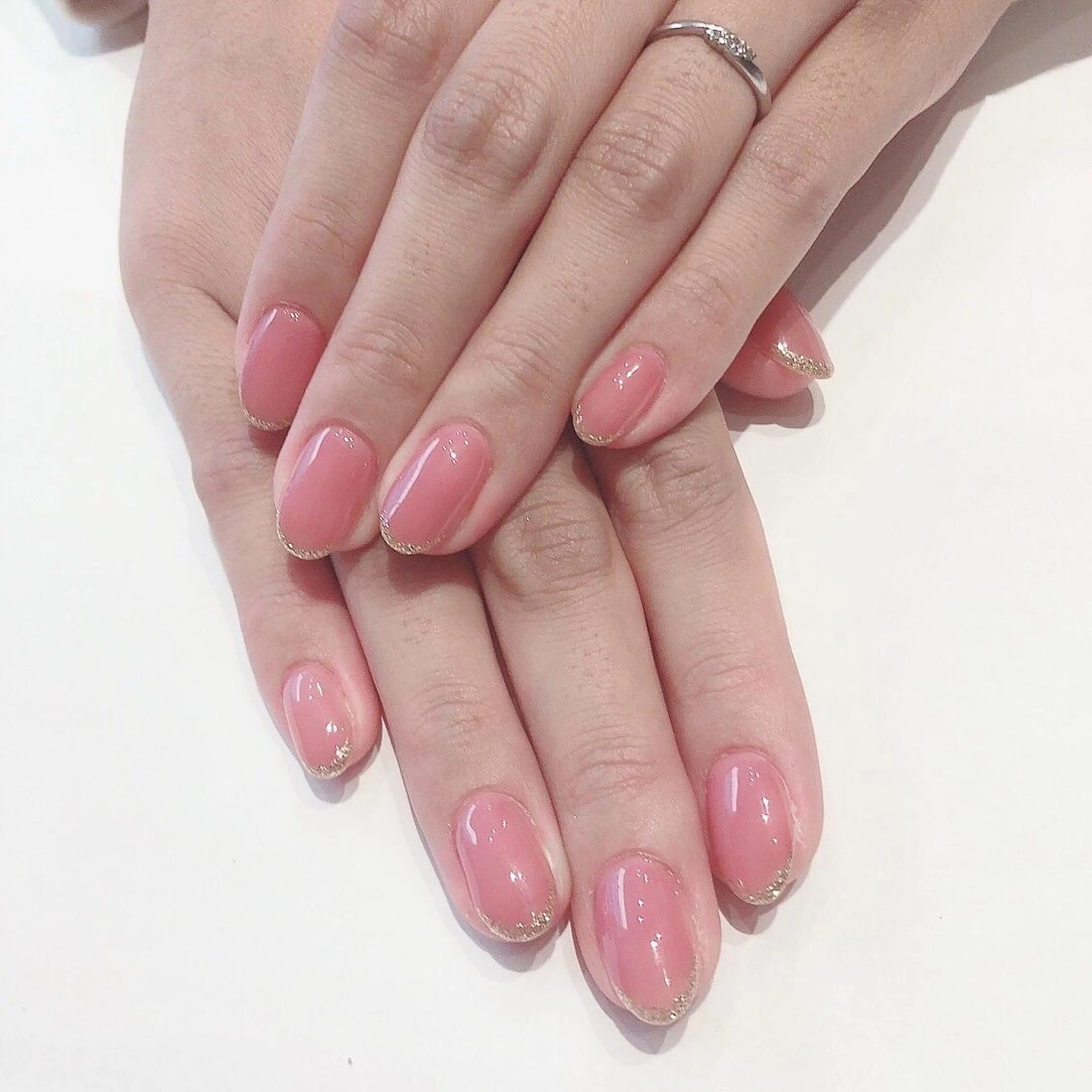 ネイル ラメ(グリッター) 桜 成美のエステ・リラクイメージ