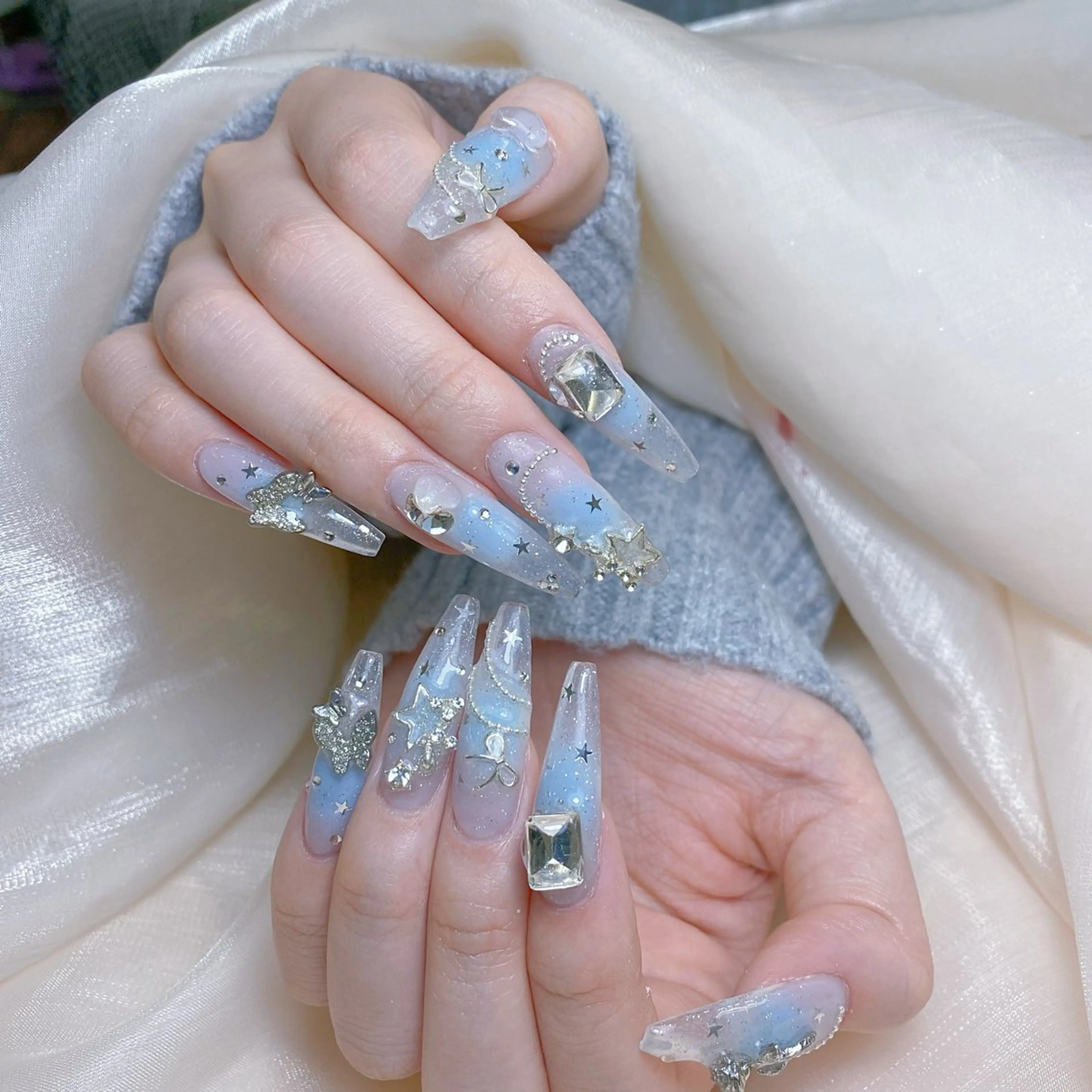 ネイル チークネイル クリアネイル ガーリー キラキラネイル 韓国ネイル ハンドネイル NailPrincess所属・princess スカルプ専門店のネイルデザイン