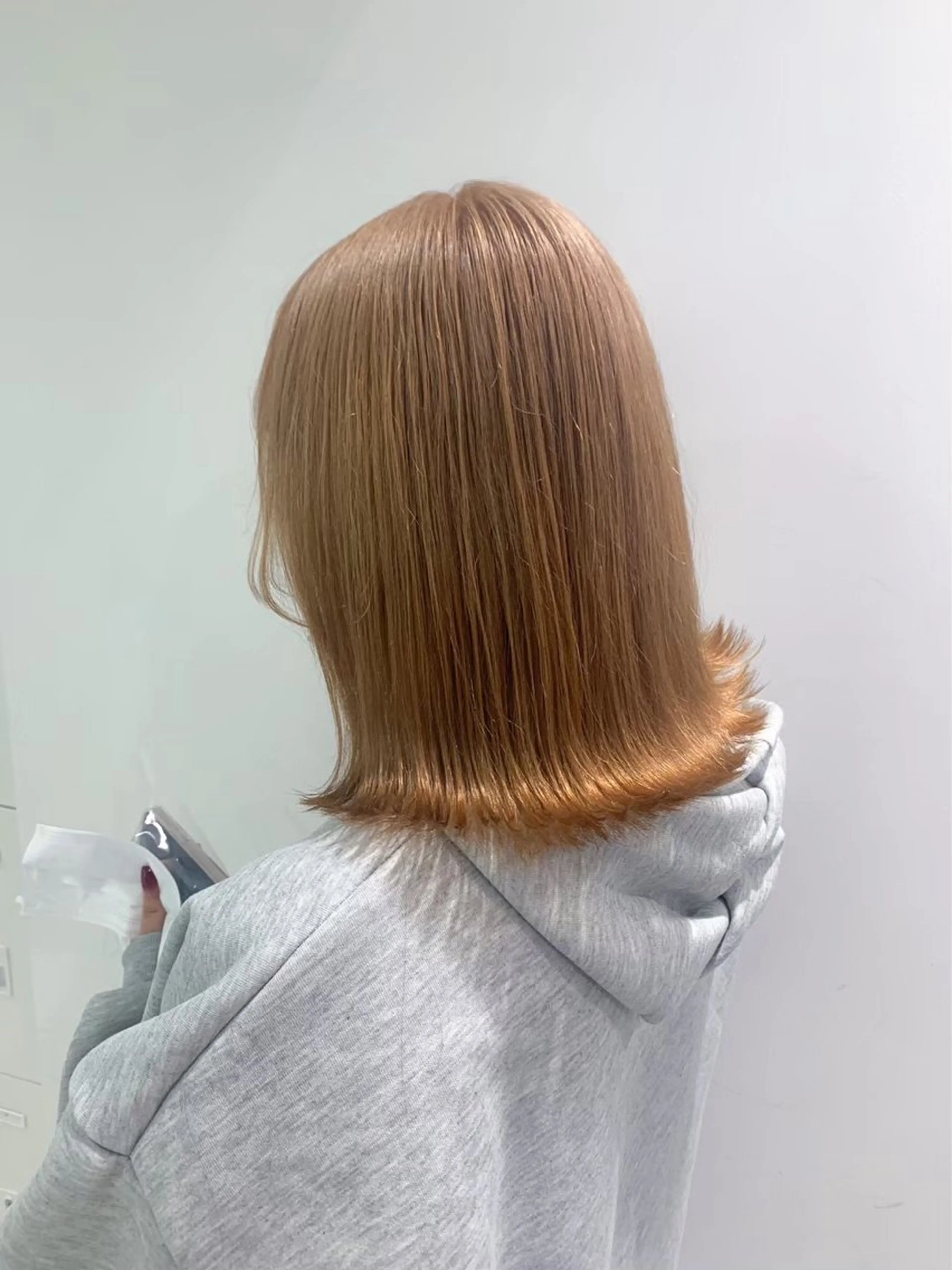 ロング ヘアカラー 大人上品🤍明るめ ベージュ🤍REOのヘアスタイル