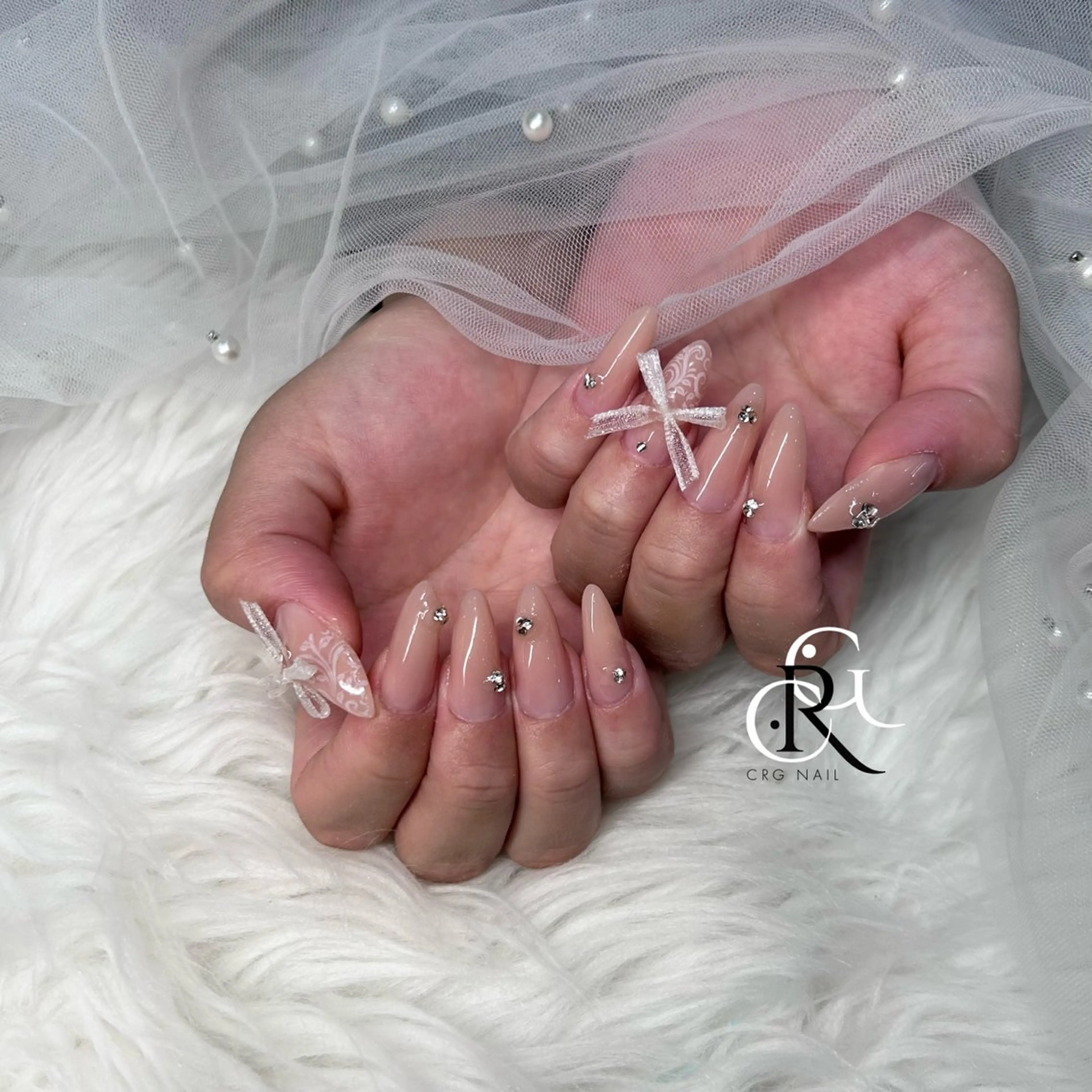 ロング ハンドネイル CRGNAIL RENAのネイルデザイン