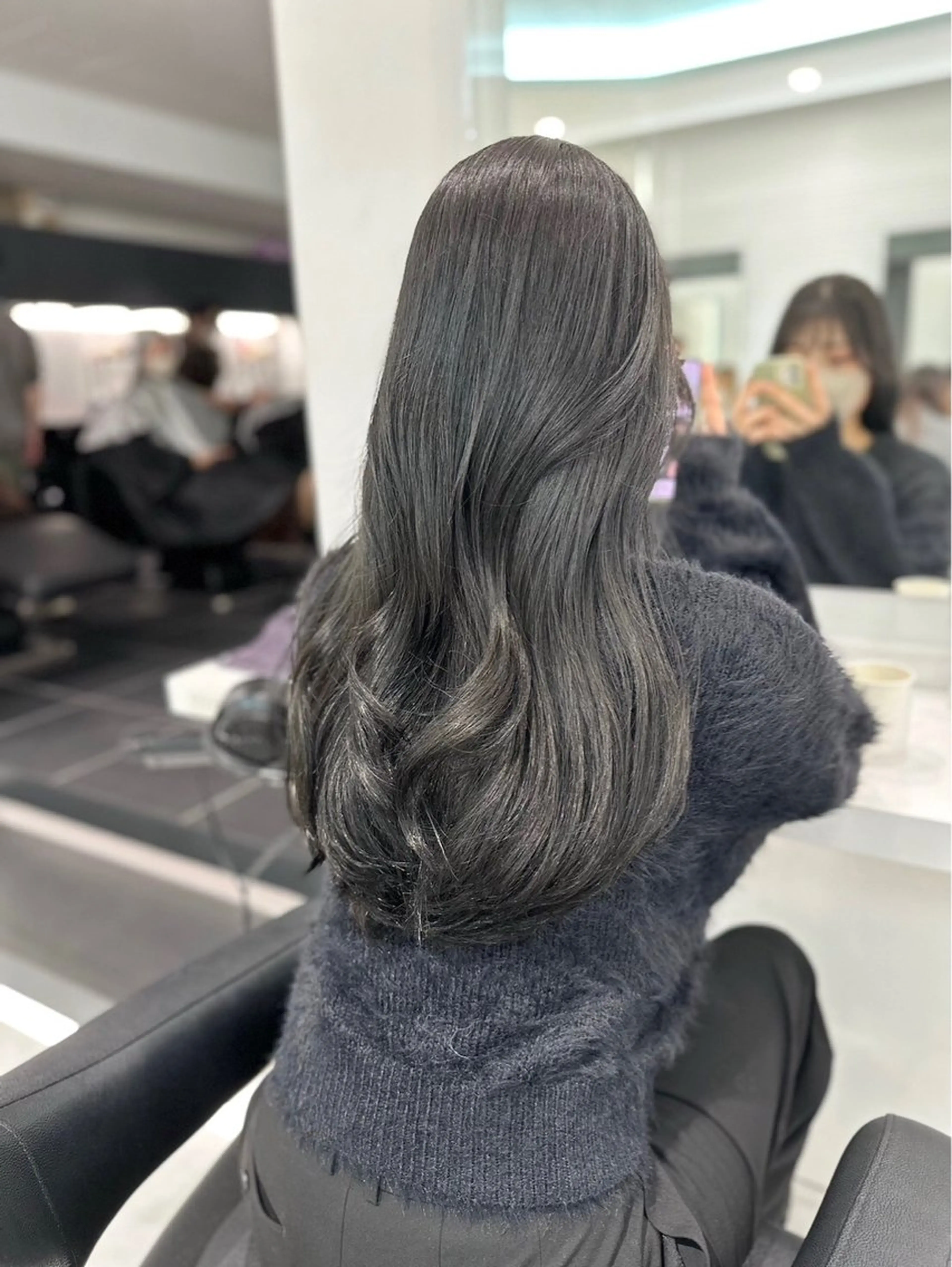 ロング カラー 🇰🇷韓国っぽ 透明感🇰🇷胡海のヘアスタイル