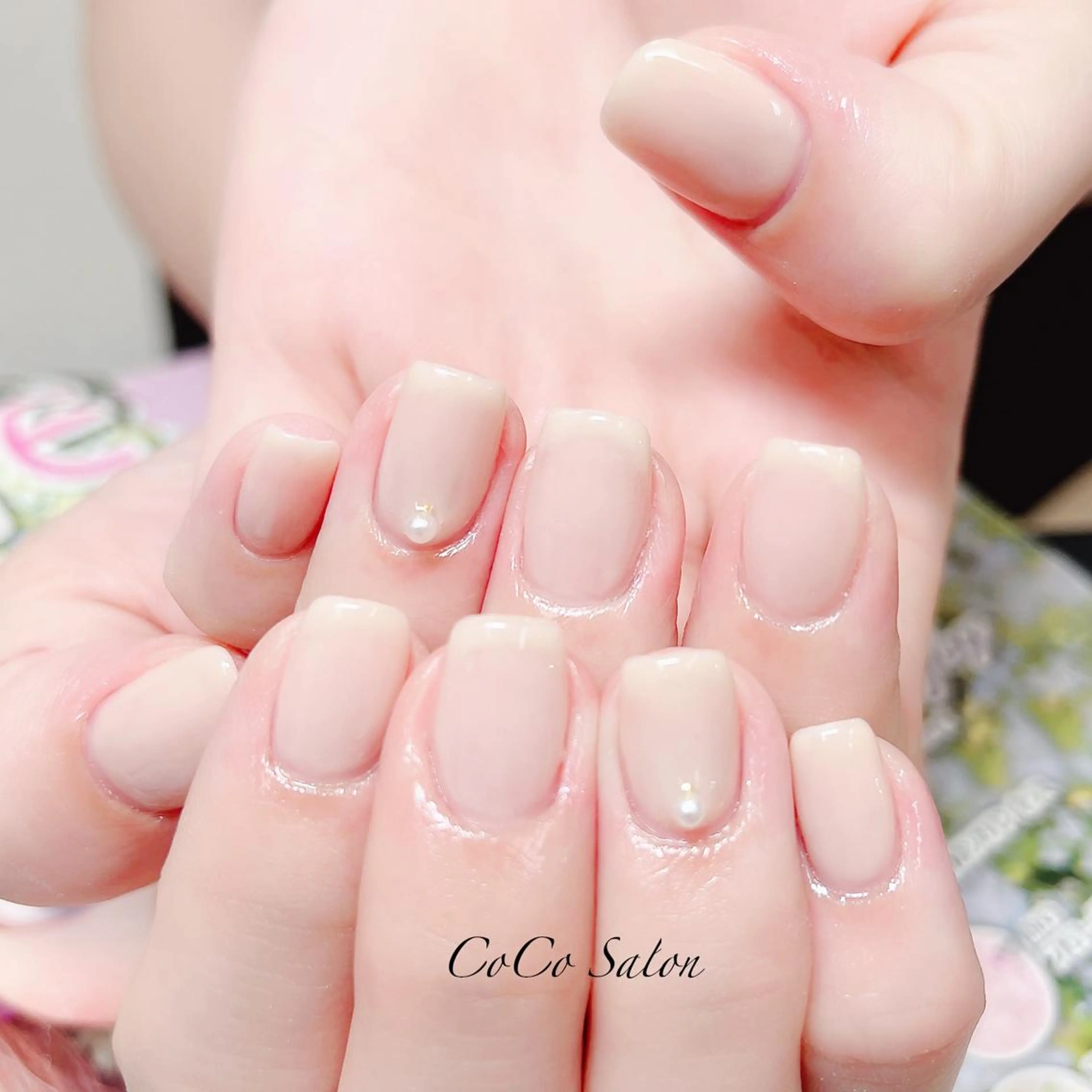 ネイル 成人式 長さ出し ジェルネイル オフィスネイル ワンカラーネイル CoCoSalon ネイル/まつ毛予約のネイルデザイン