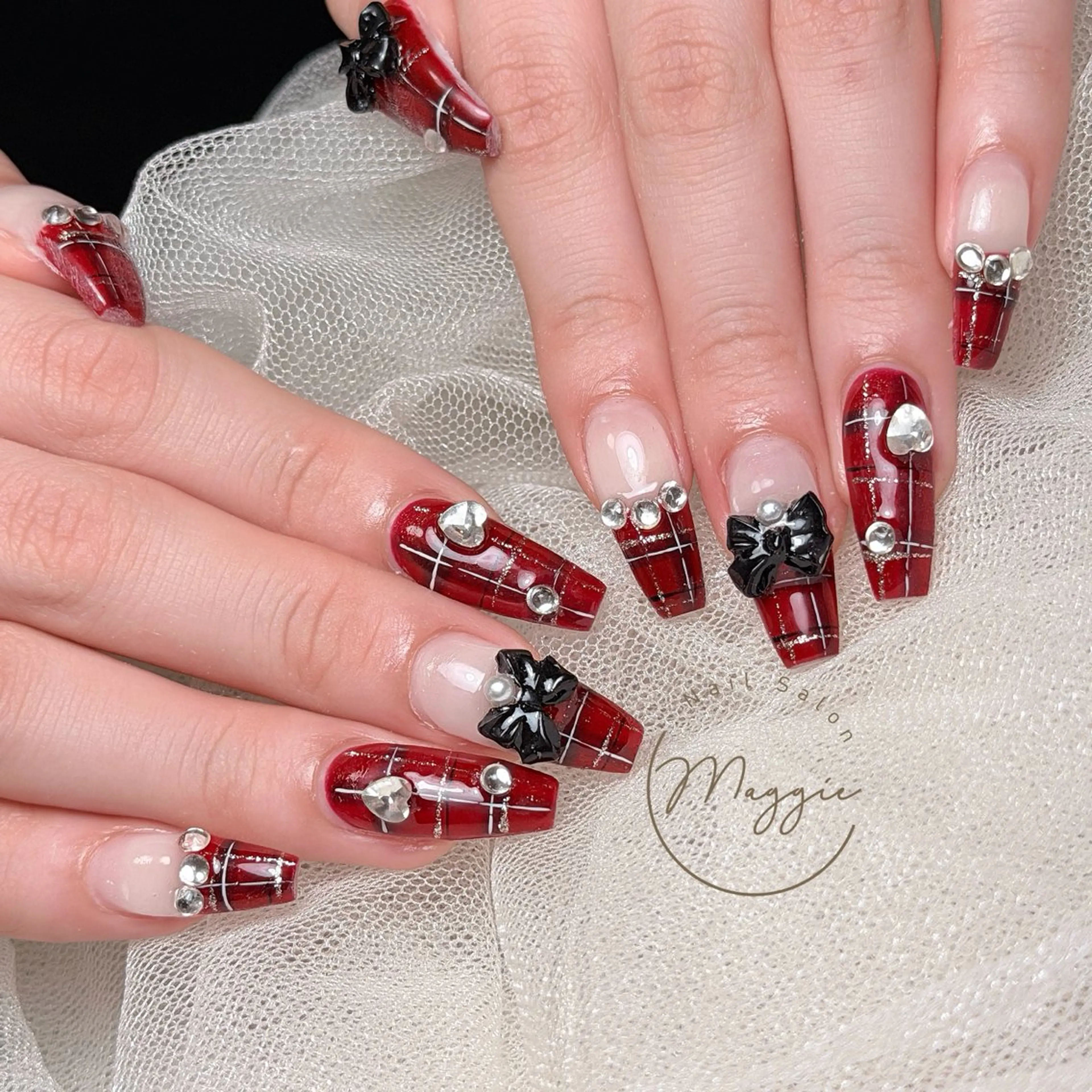 ネイル Maggie Nail🦩のネイルデザイン