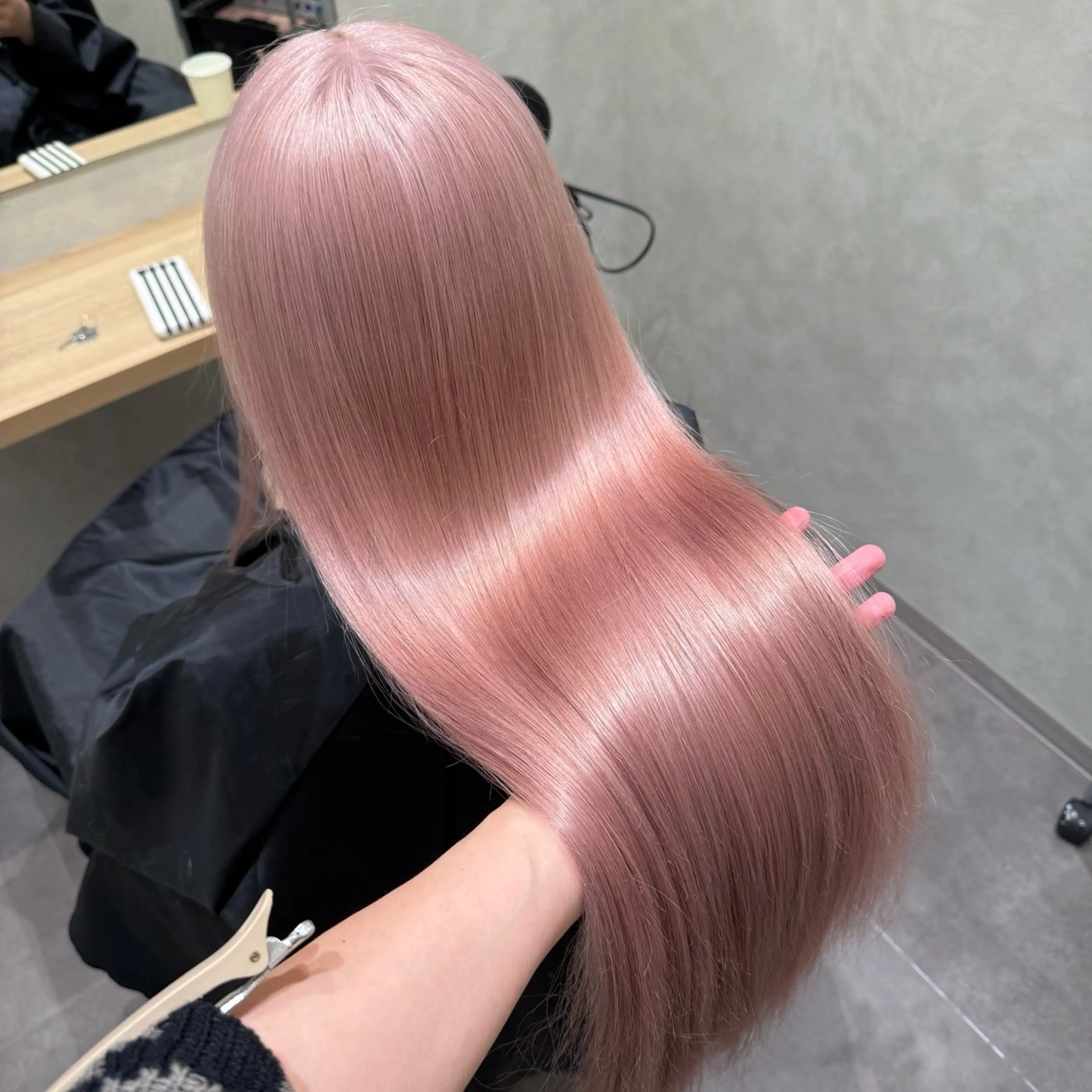 ロング ヘアカラー トリートメント SALOWIN札幌大通店所属・‎🤍札幌ハイトーン 🤍シンゴのヘアスタイル