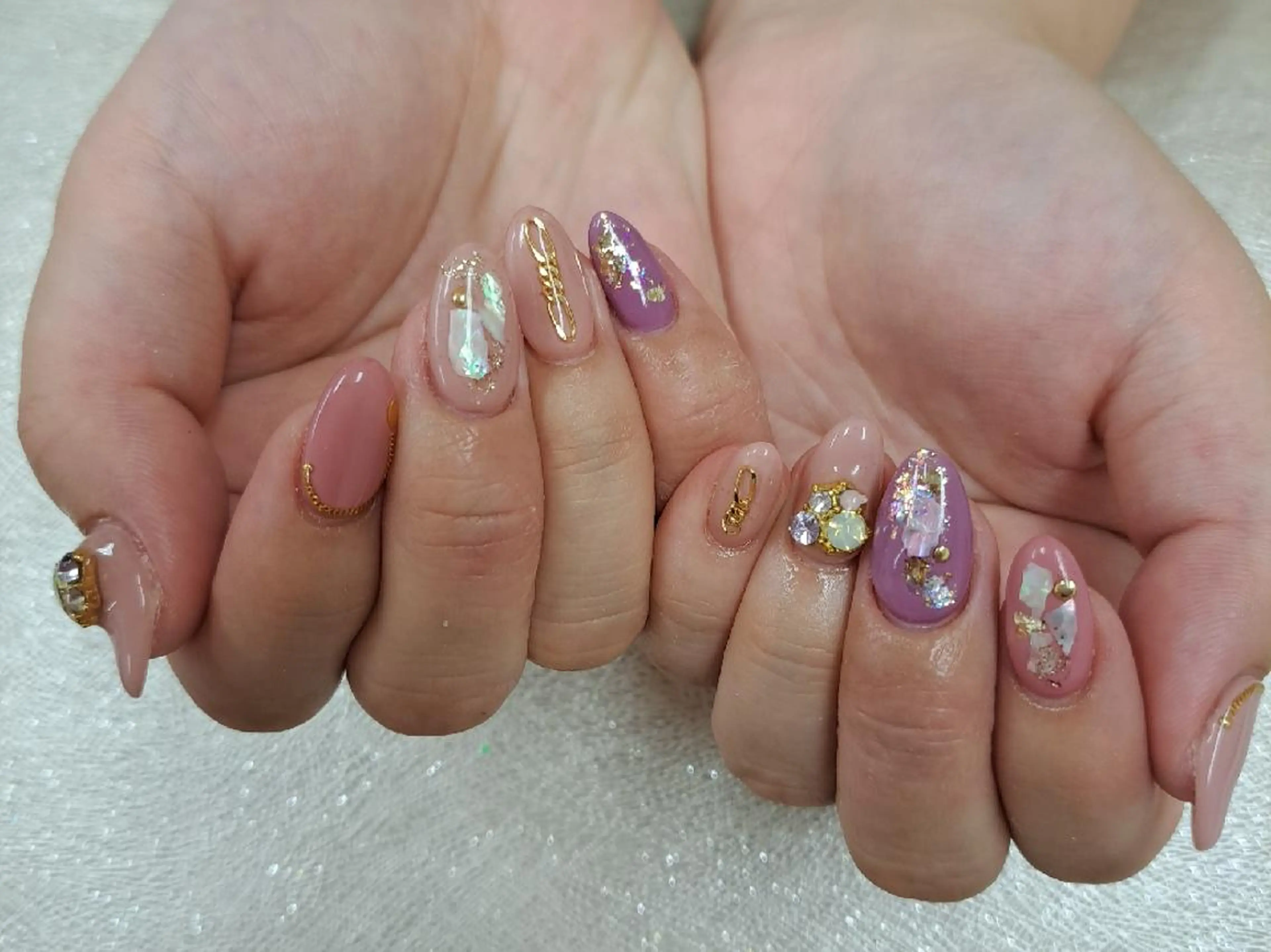 ネイル アートネイル ジェルネイル 持ち込み ニュアンスネイル パラジェル 河野ちえ (雑誌掲載サロン)のネイルデザイン