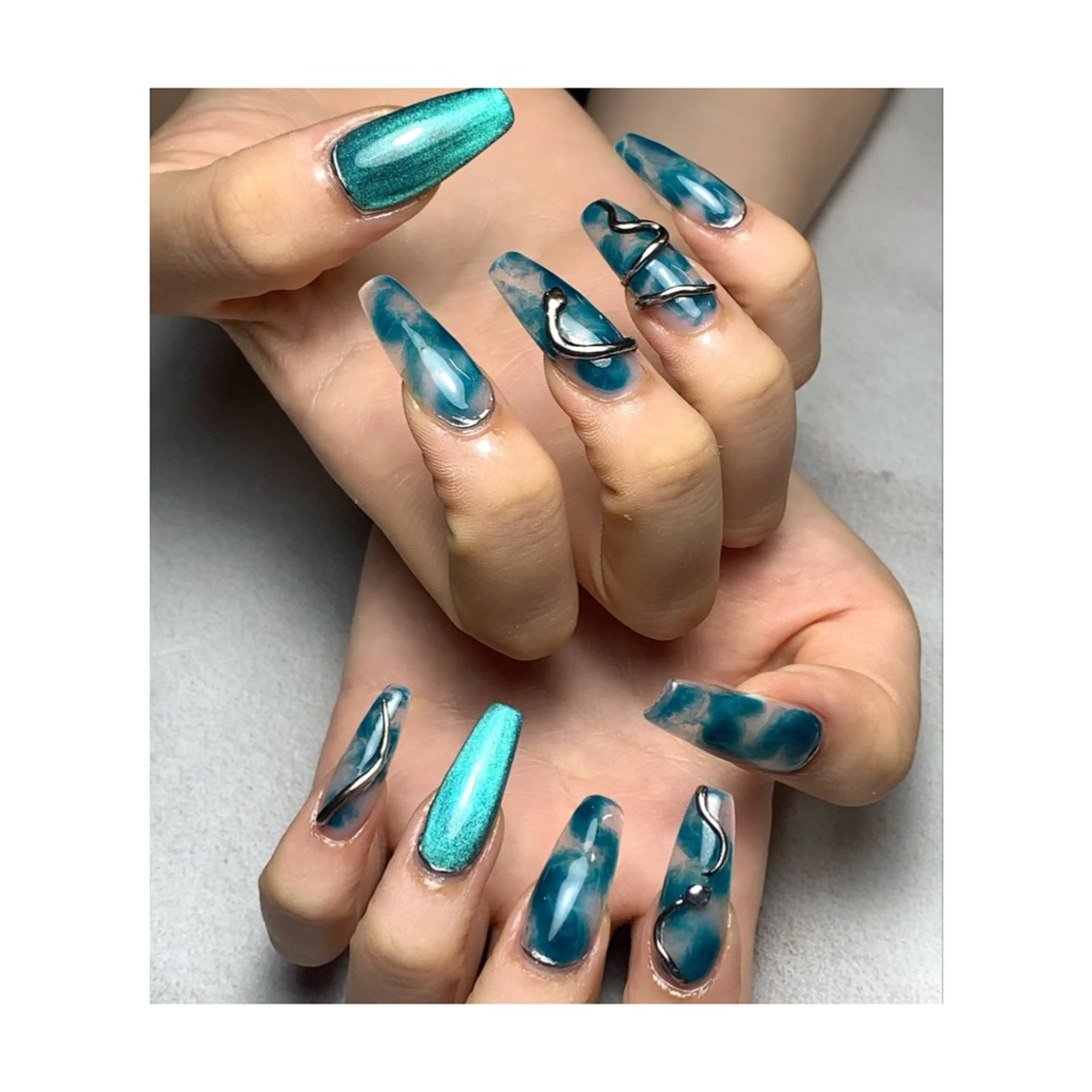 ロング ネイル ハンドネイル KARMA salonのネイルデザイン