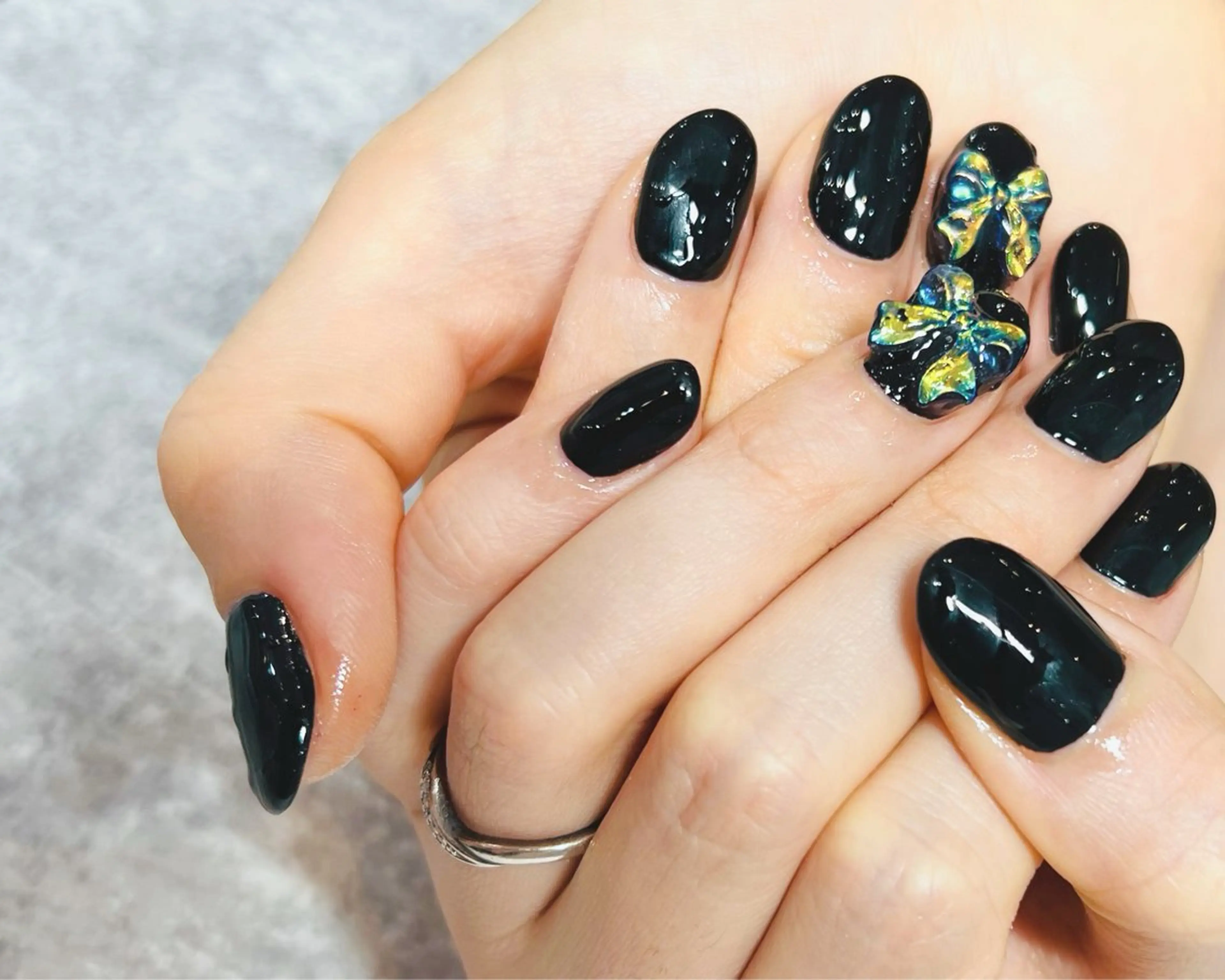 ネイル Nailsalon petille所属・Ｈ azのネイルデザイン