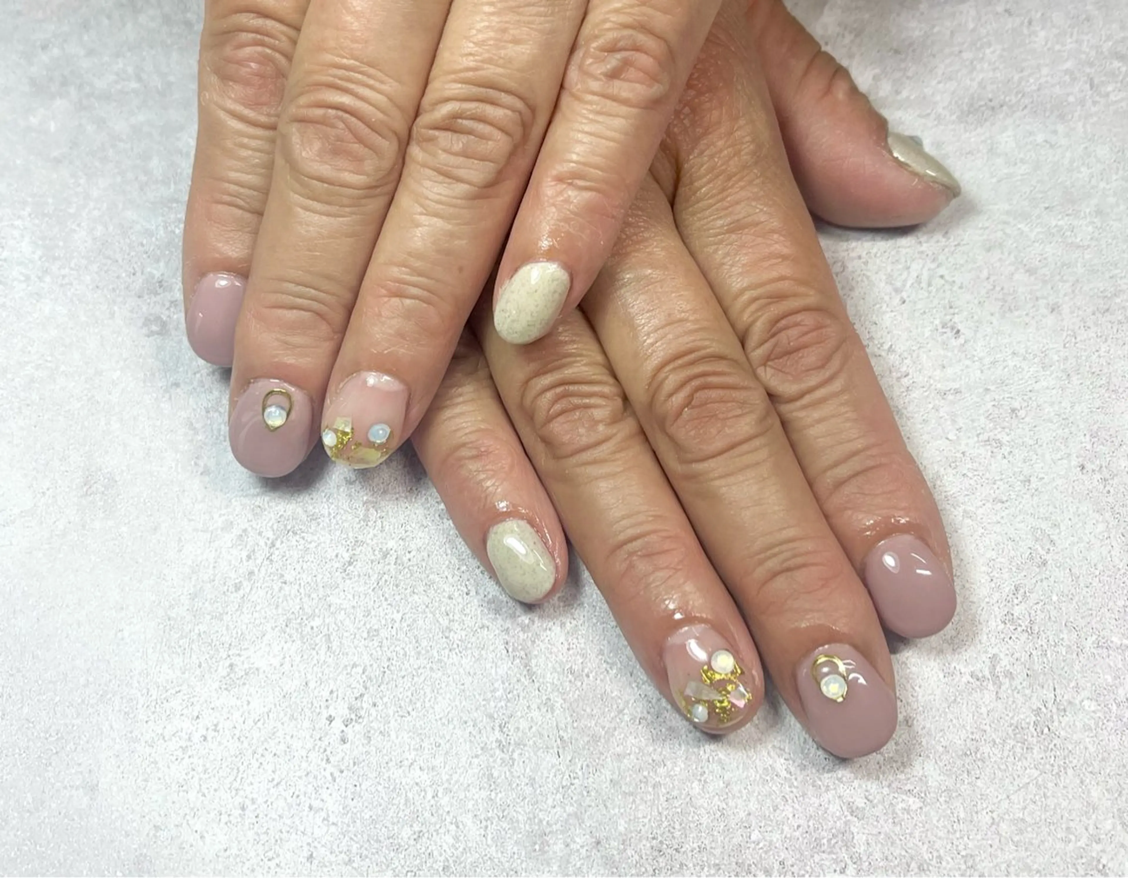 ネイル ハンドネイル more Private Nail Salon所属・K. makiのネイルデザイン