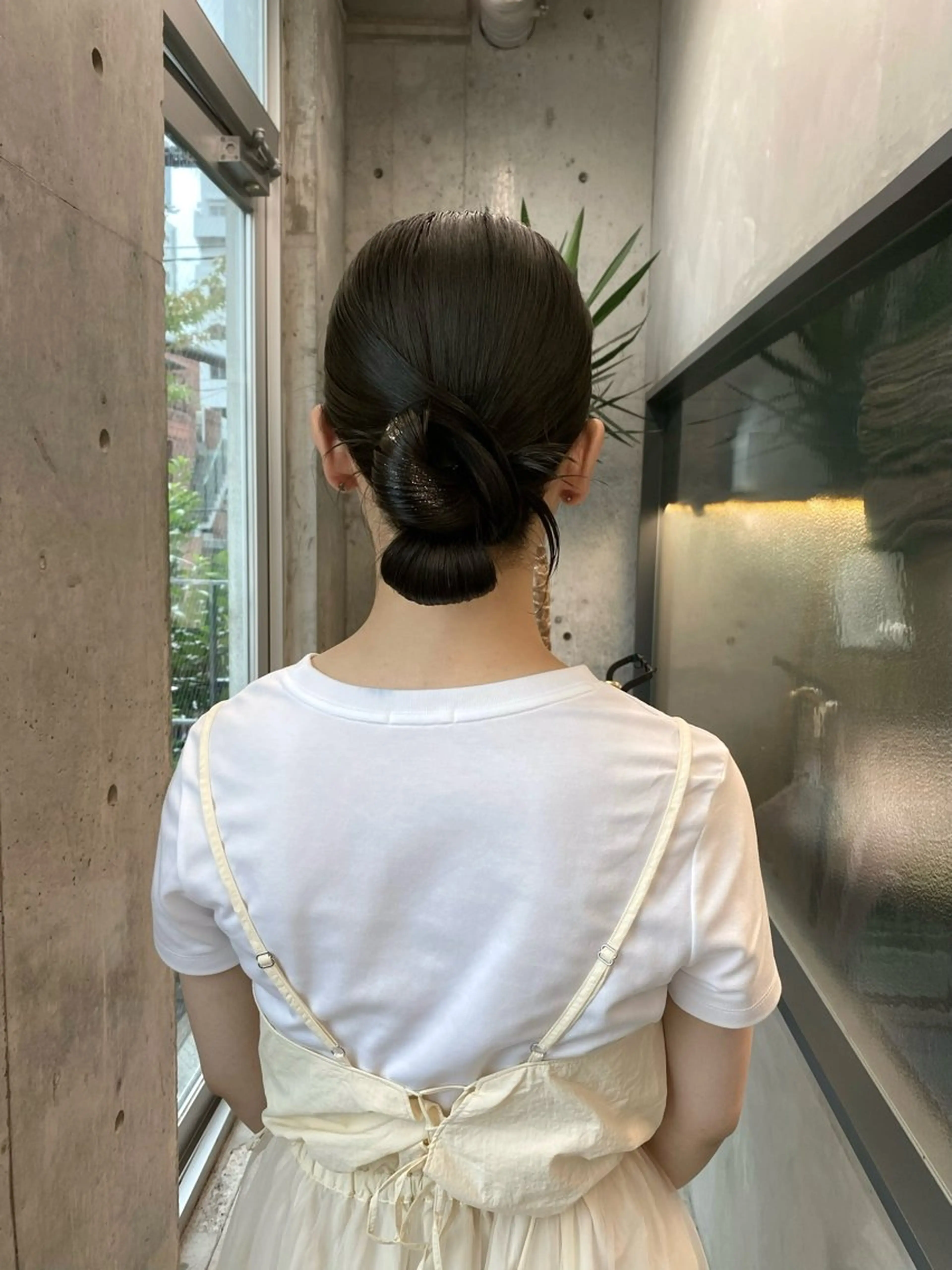 ミディアム カラー ヘアアレンジ 結婚式・ブライダル ヘアセット mina 🌷のヘアスタイル