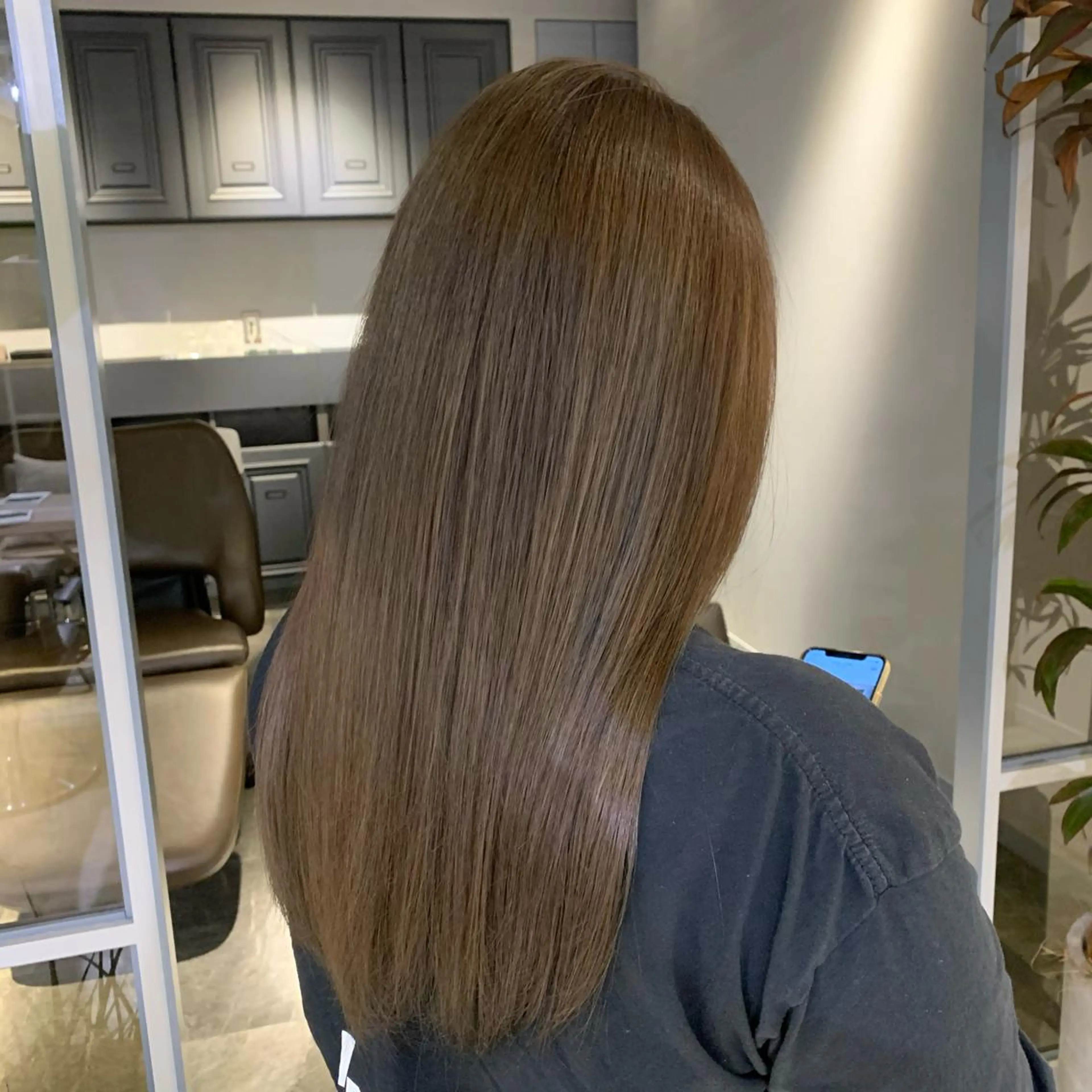 カラー ベージュカラー 透明感カラー ハイライトカラー 鈴木 真司のヘアスタイル