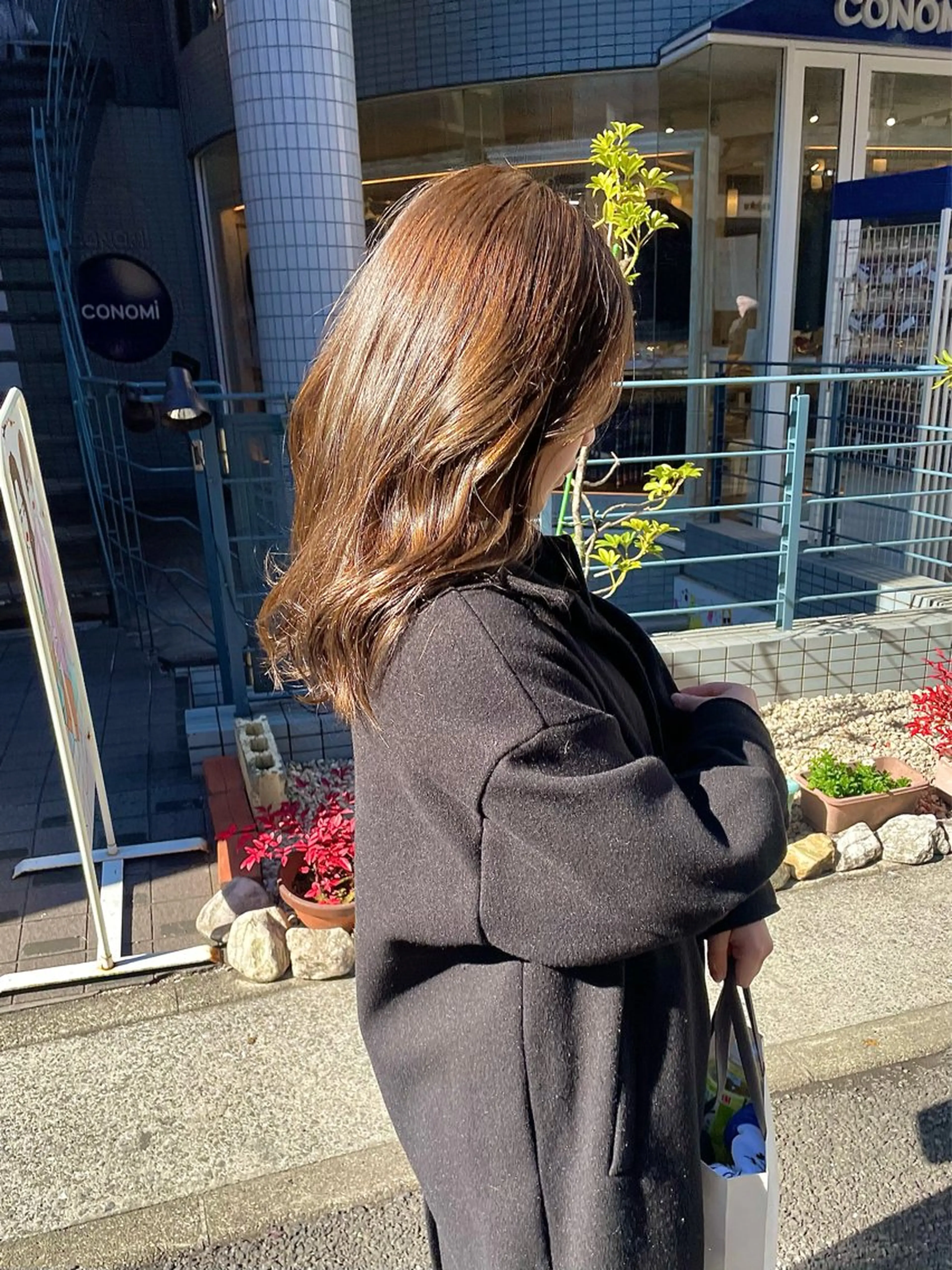 ロング カラー 赤みを押えたカラー➰ ケアブリーチのヘアスタイル