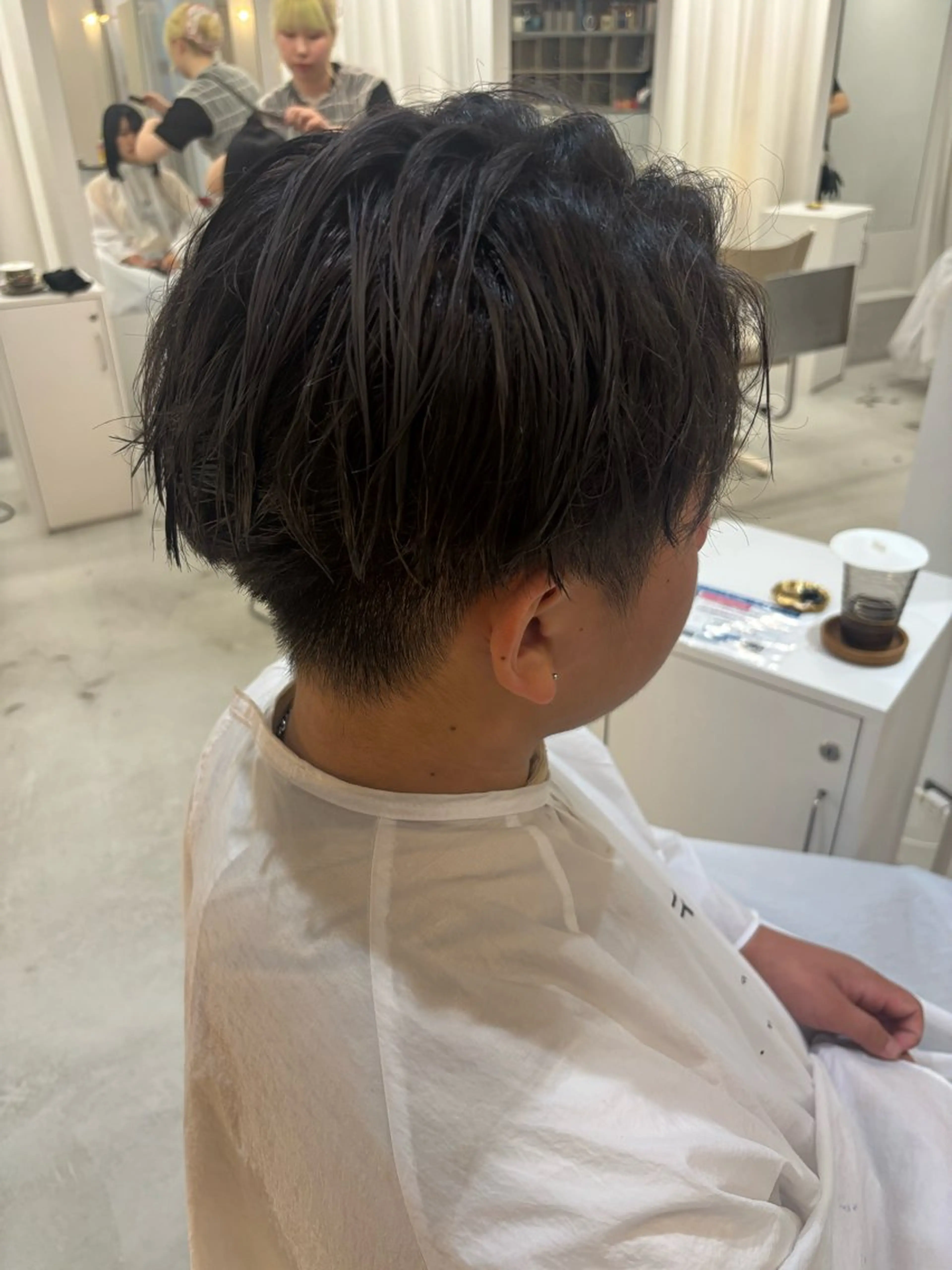 カラー ダークグレー ダークグレージュ グレージュ 梅村 真綾のヘアスタイル