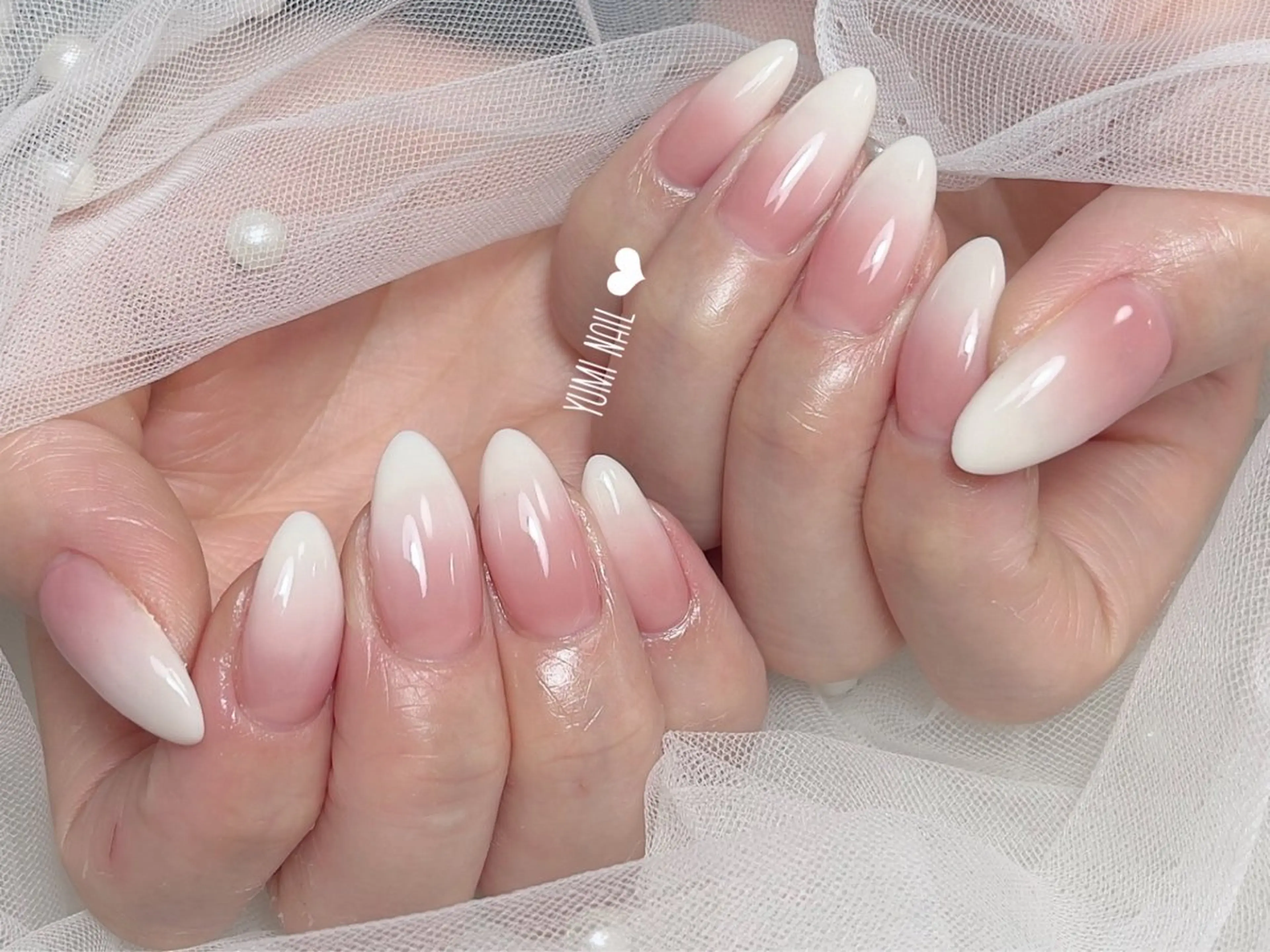 ネイル ハンドネイル ユリ🎀 デザイン長さ出し専門のネイルデザイン