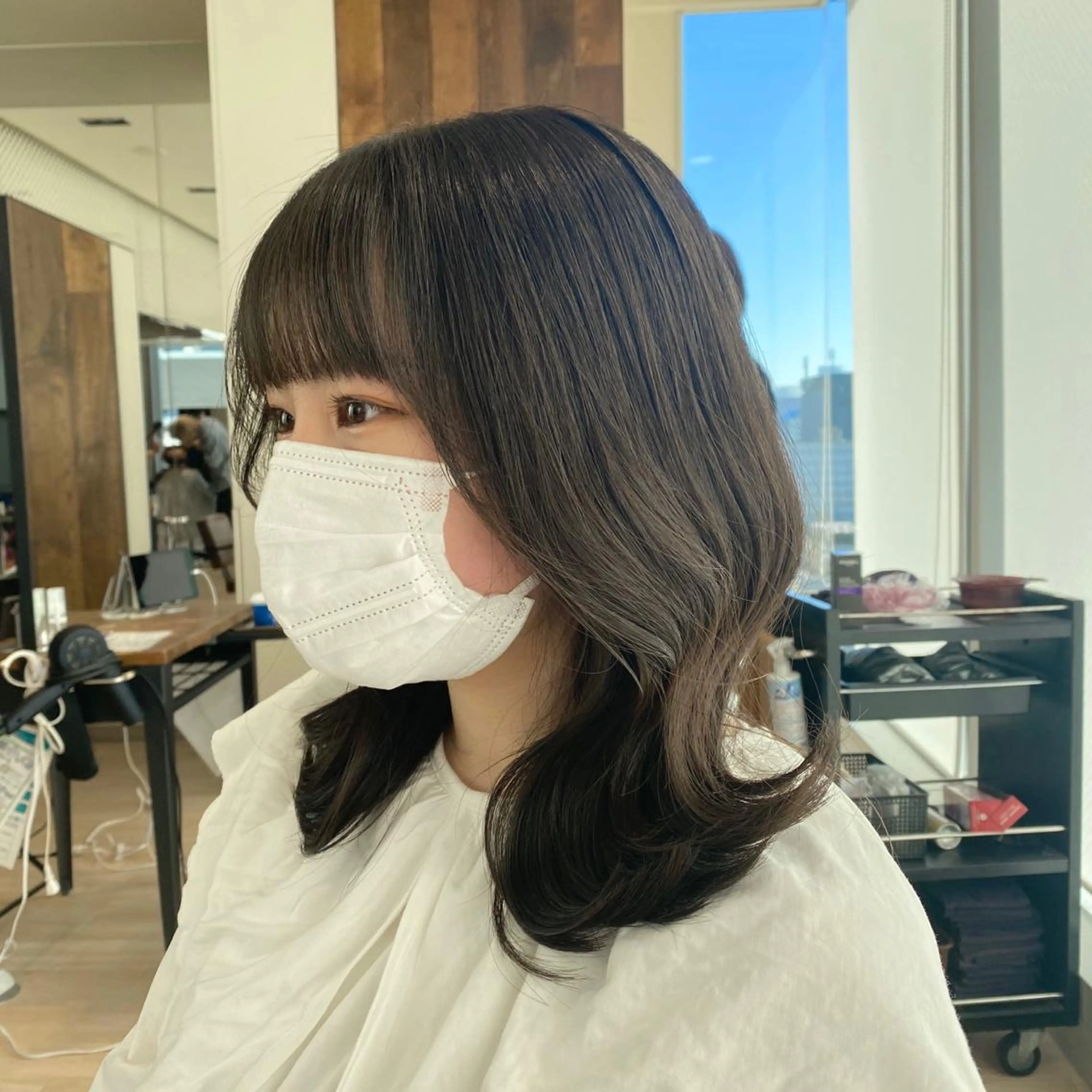 ミディアム カラー カット ヘアカラー トリートメント 佐藤 悠衣/透明感 カラー/似合わせ前髪のヘアスタイル