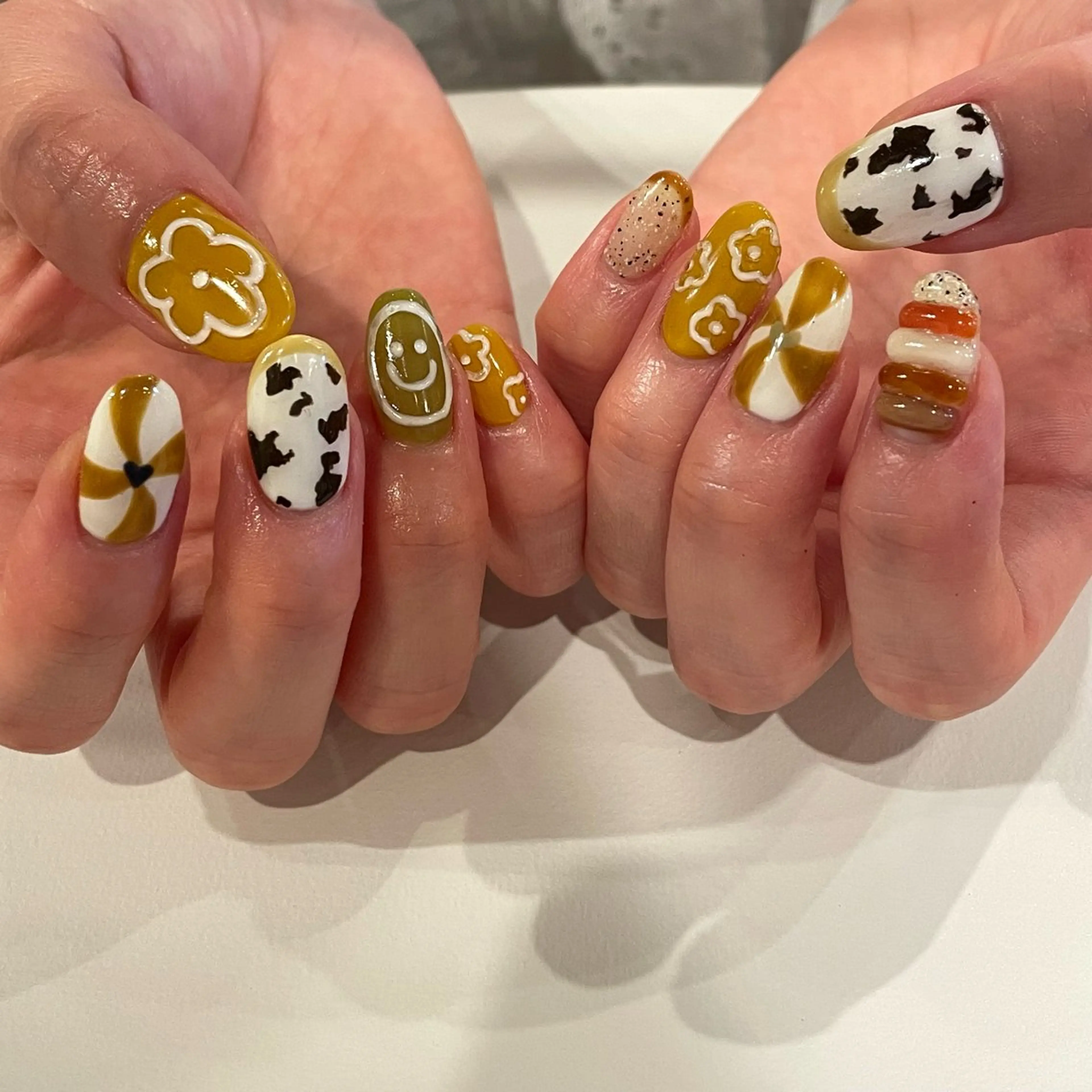 ネイル アートネイル 持ち込み Lull ネイル/ HBL/ハンドケアのネイルデザイン