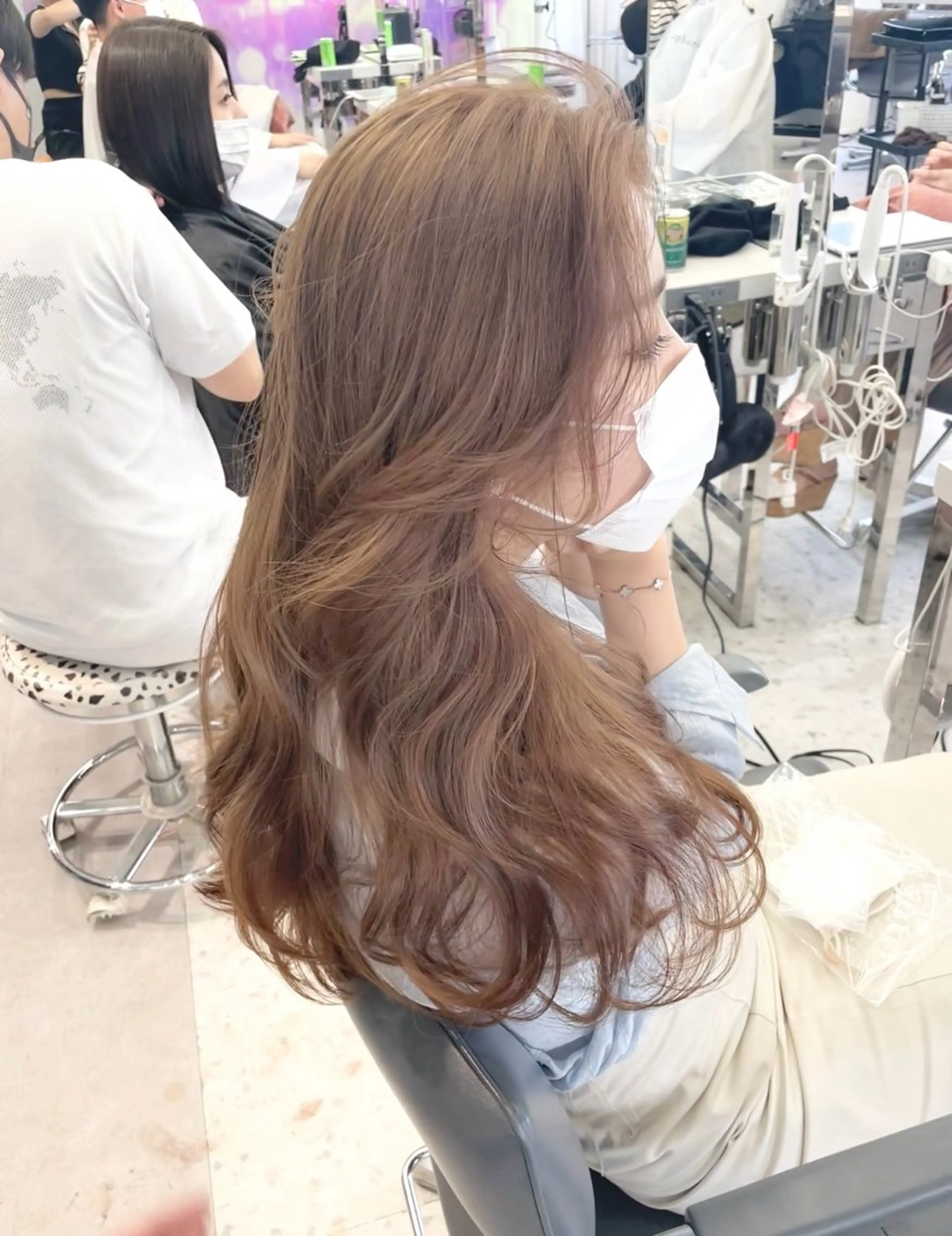 ロング カラー カット ヘアカラー トリートメント 新宿/韓国ヘアレイヤ ー/髪質改善/岡崎のヘアスタイル