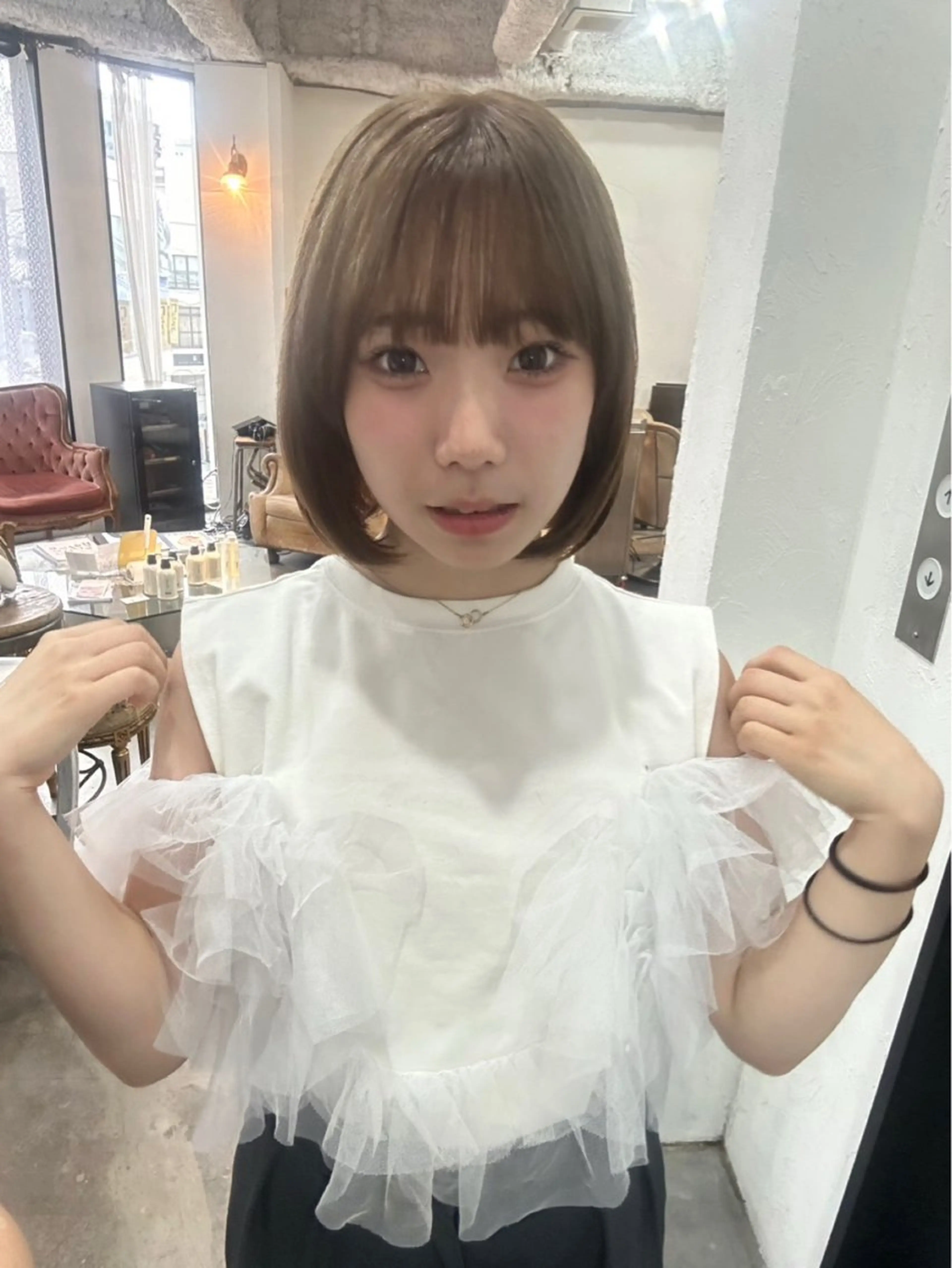 【平日19:00​〜​限定◎】トレンド艶カラー¥2000の写真