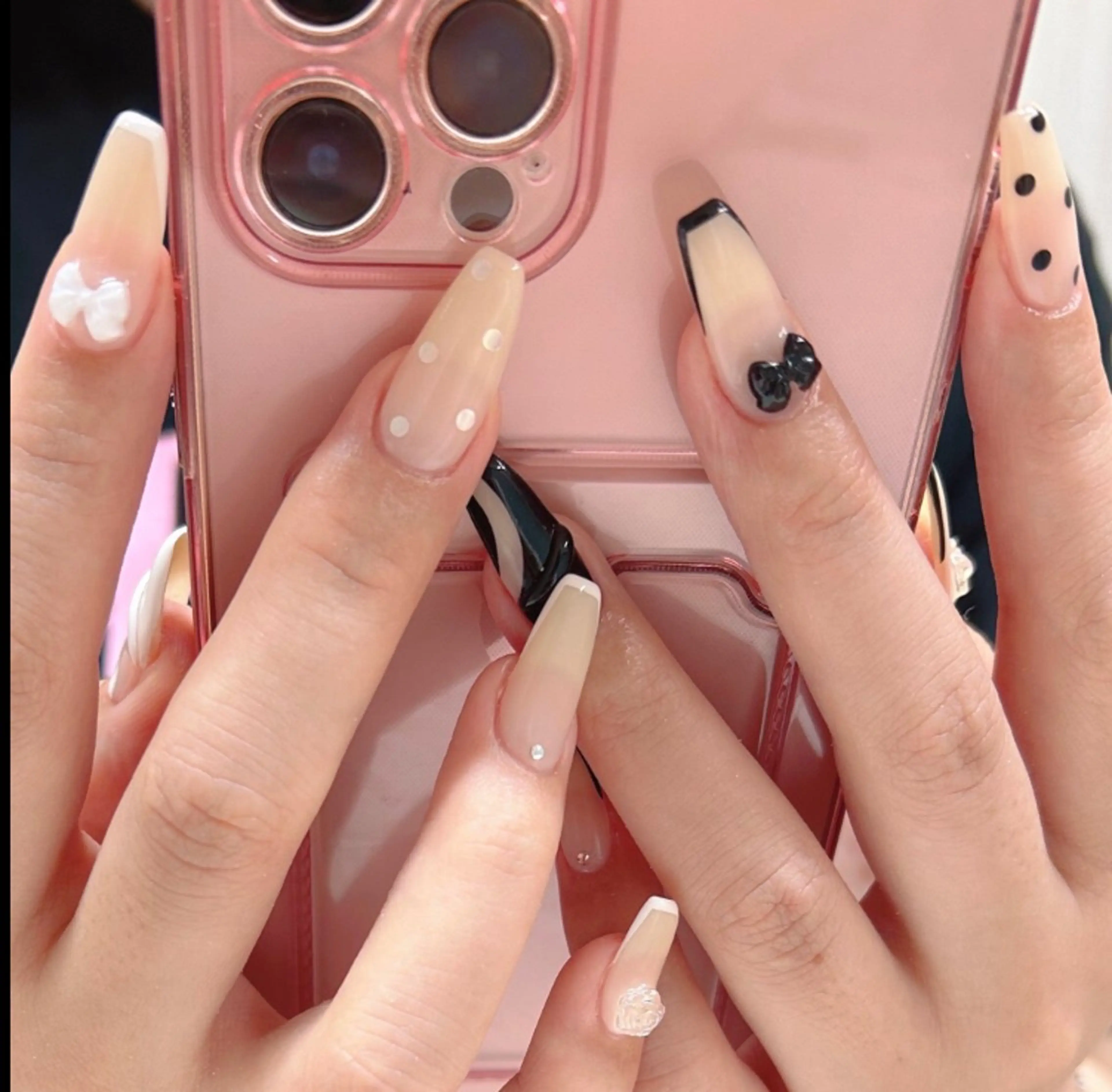 ネイル ハンドネイル ハンドケア Chisa Nail Studio所属・リ リのネイルデザイン
