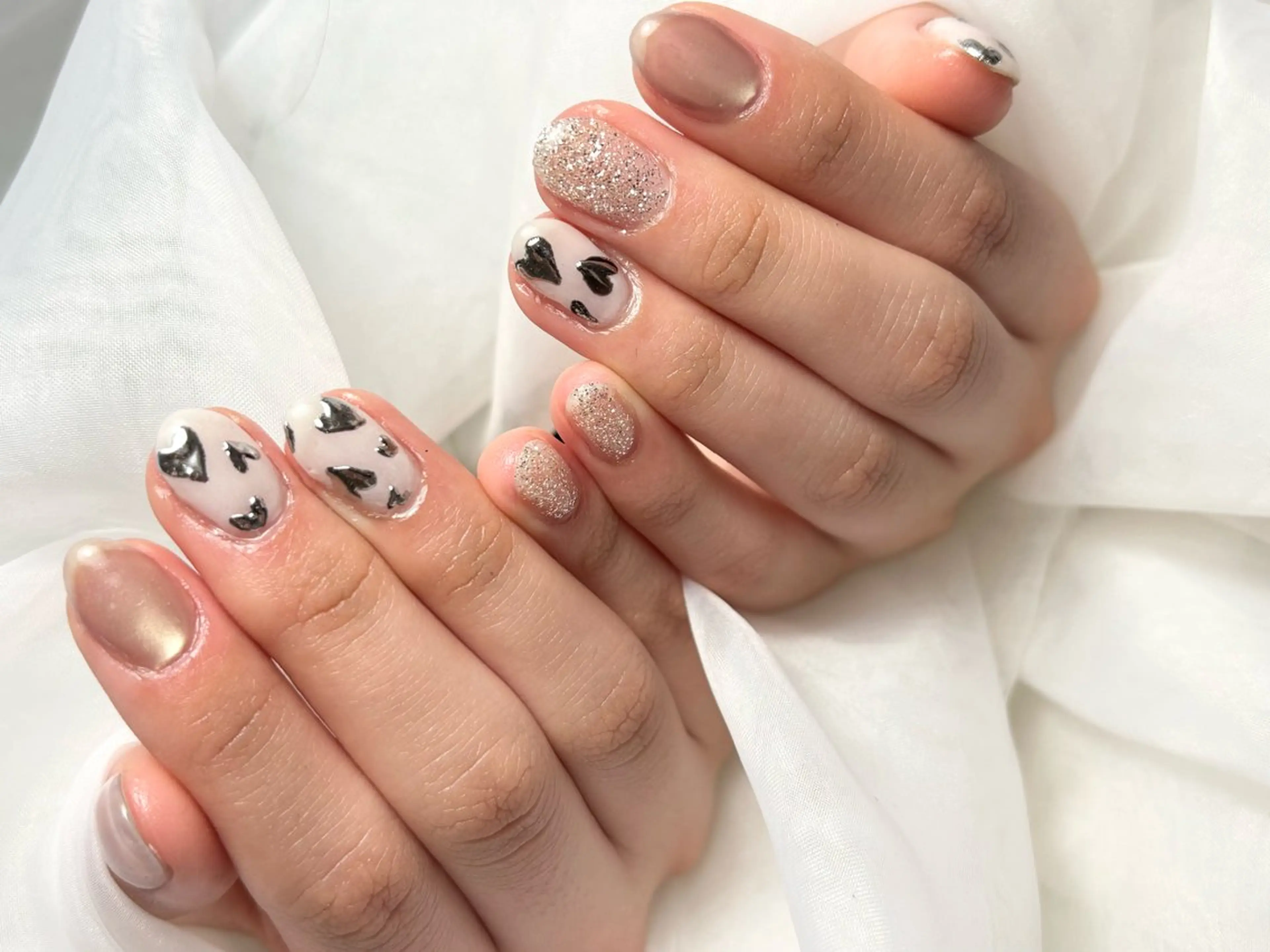 ネイル ハート ハンドネイル MIKA ♡のネイルデザイン
