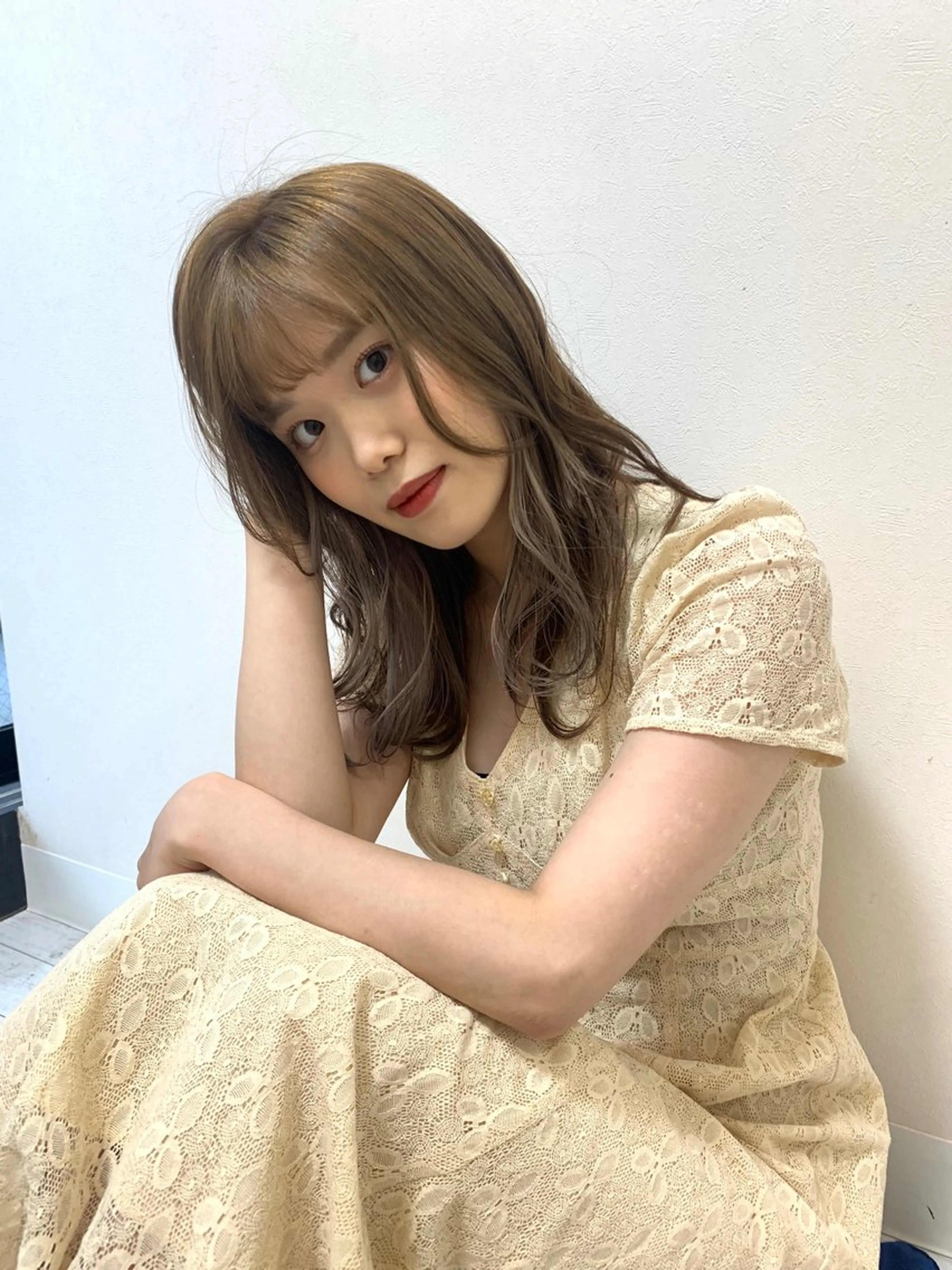 セミロング アッシュ 外国人風カラー カット ヘアカラー トリートメント マルナ本店 ペコのヘアスタイル