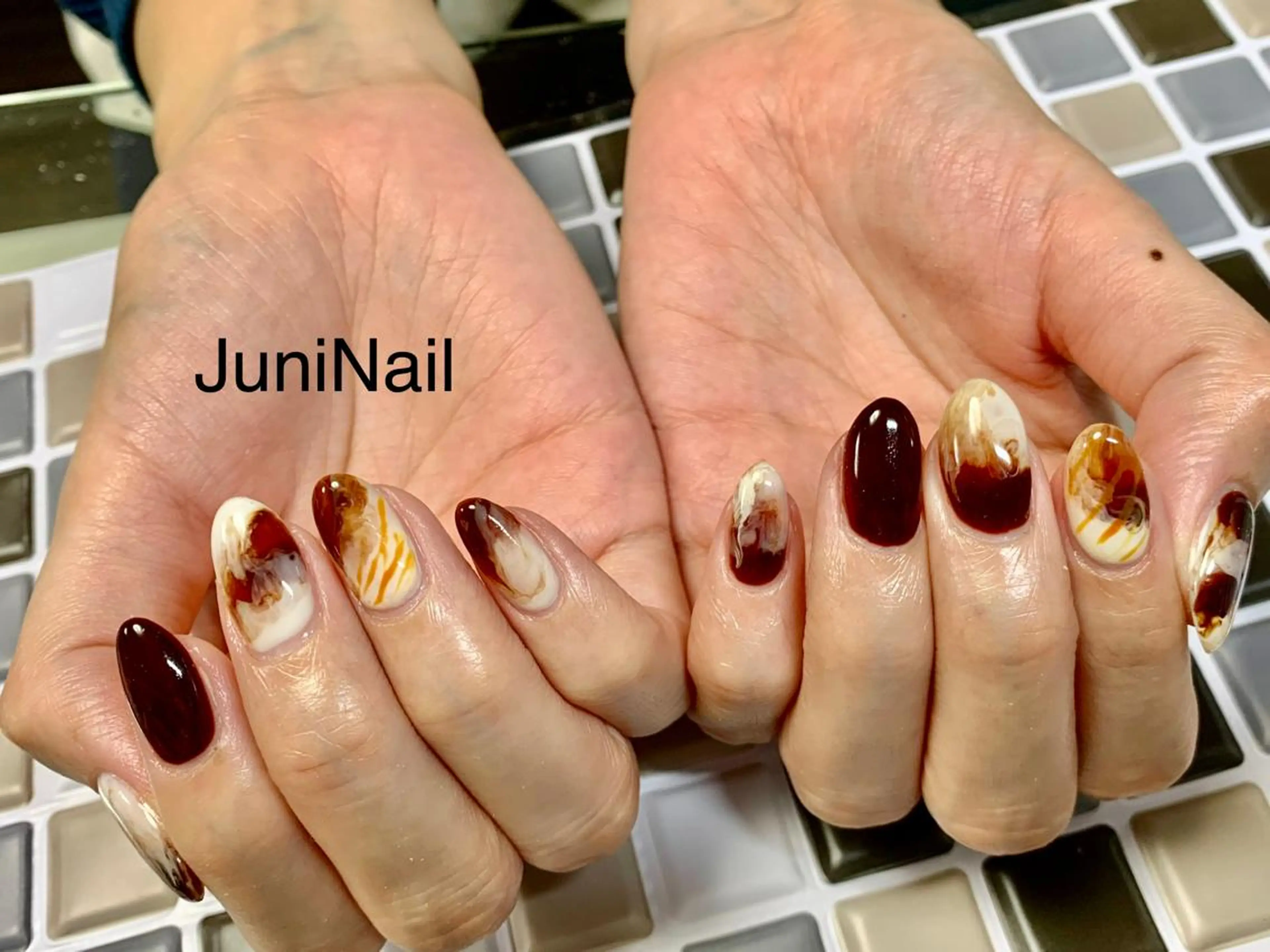 ネイル ハンドネイル JuniNail 주니네일🇰🇷suのネイルデザイン