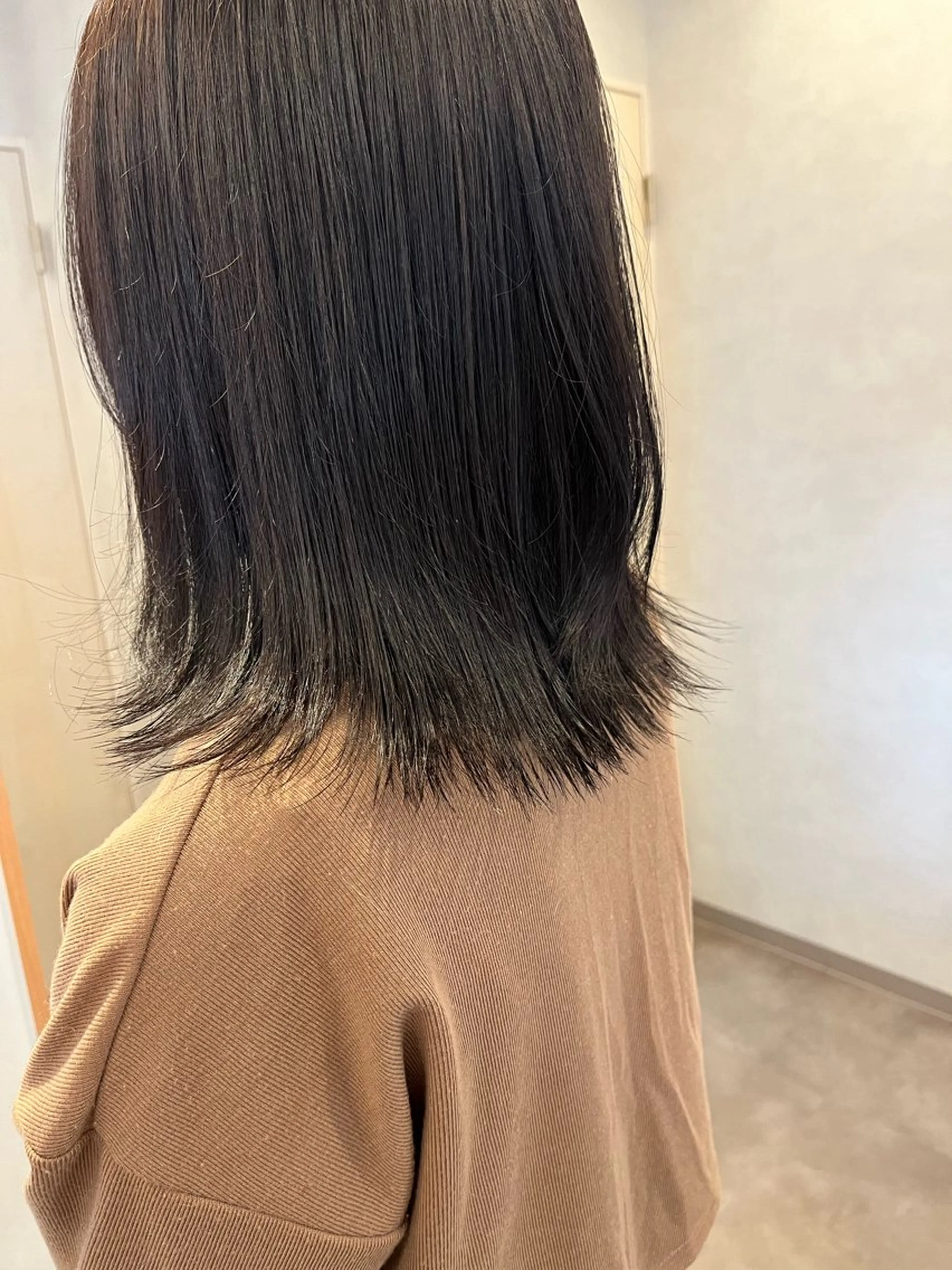 ミディアム カラー グレージュ 【Lita.】 hikariのヘアスタイル