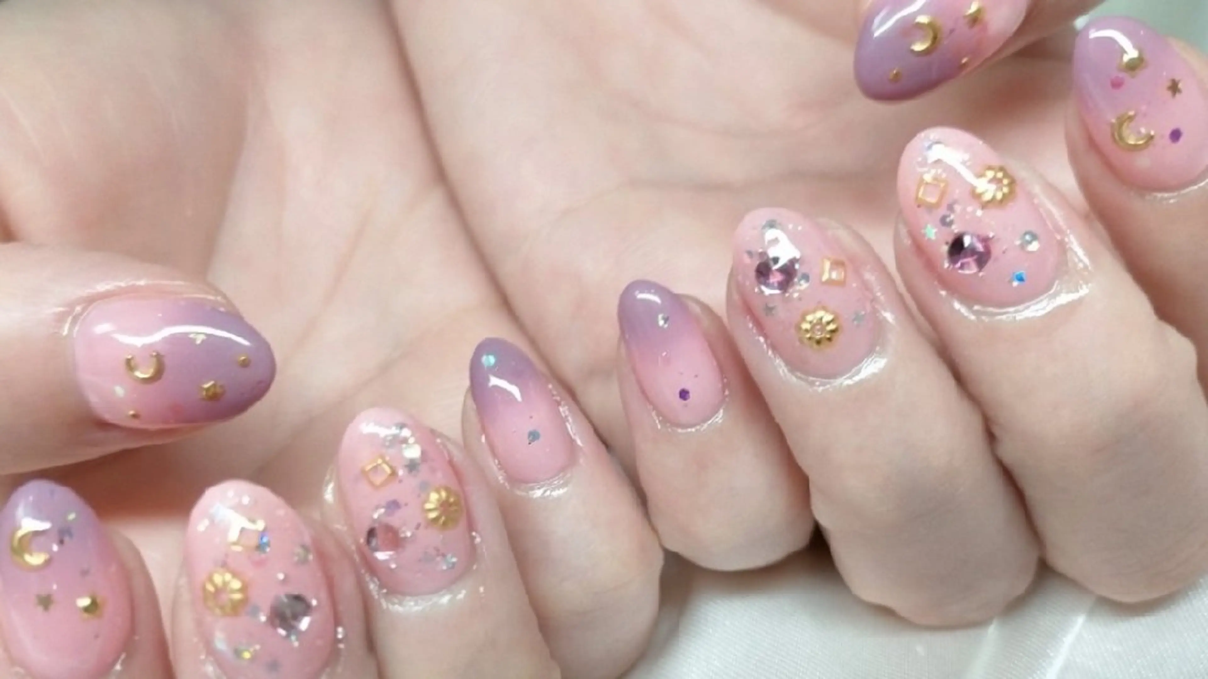 ネイル 💗LI⁠•⁠ Nail💗のネイルデザイン
