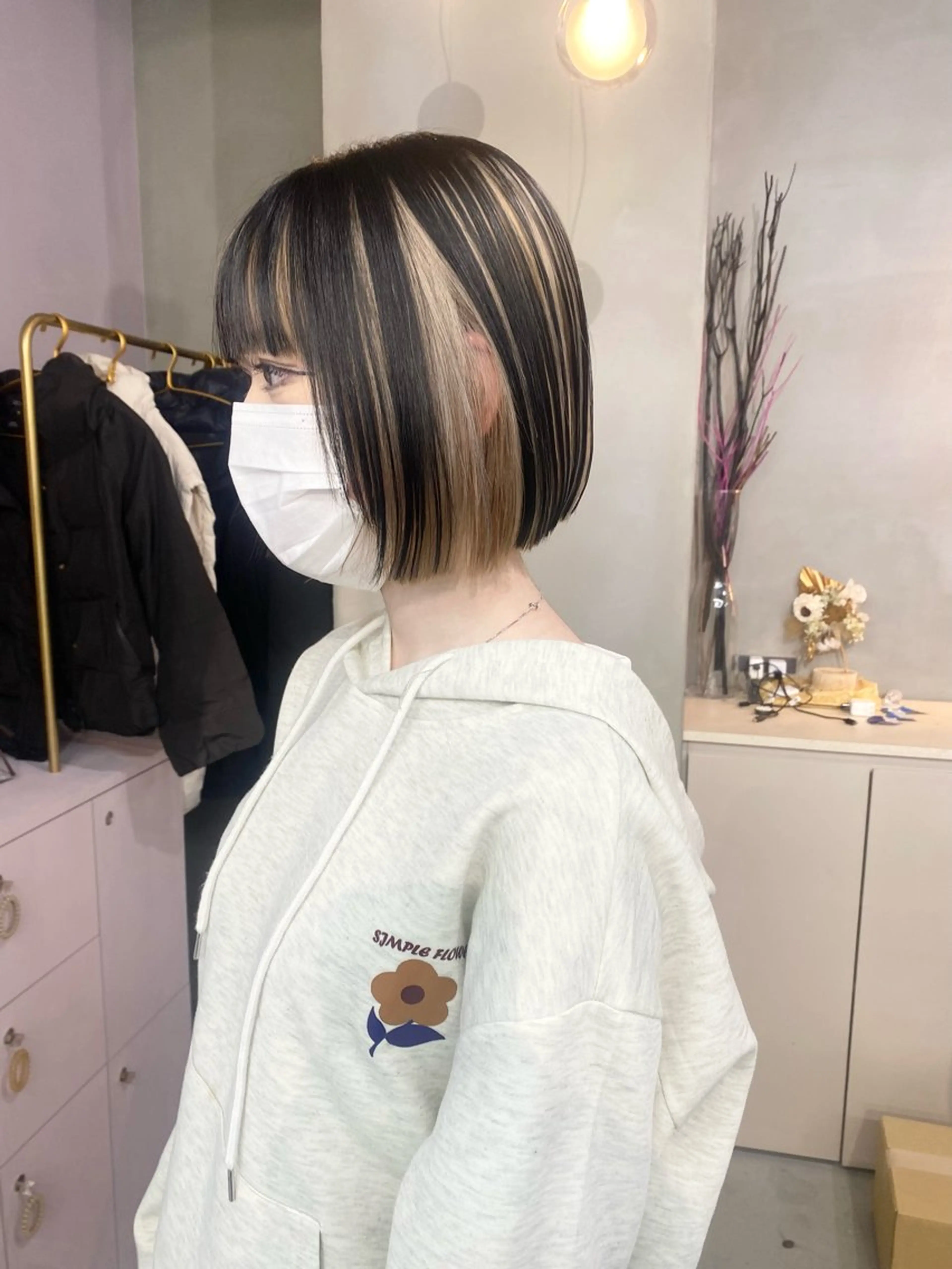 ショート カラー ヘアカラー qulim所属・前橋 姫奈のヘアスタイル
