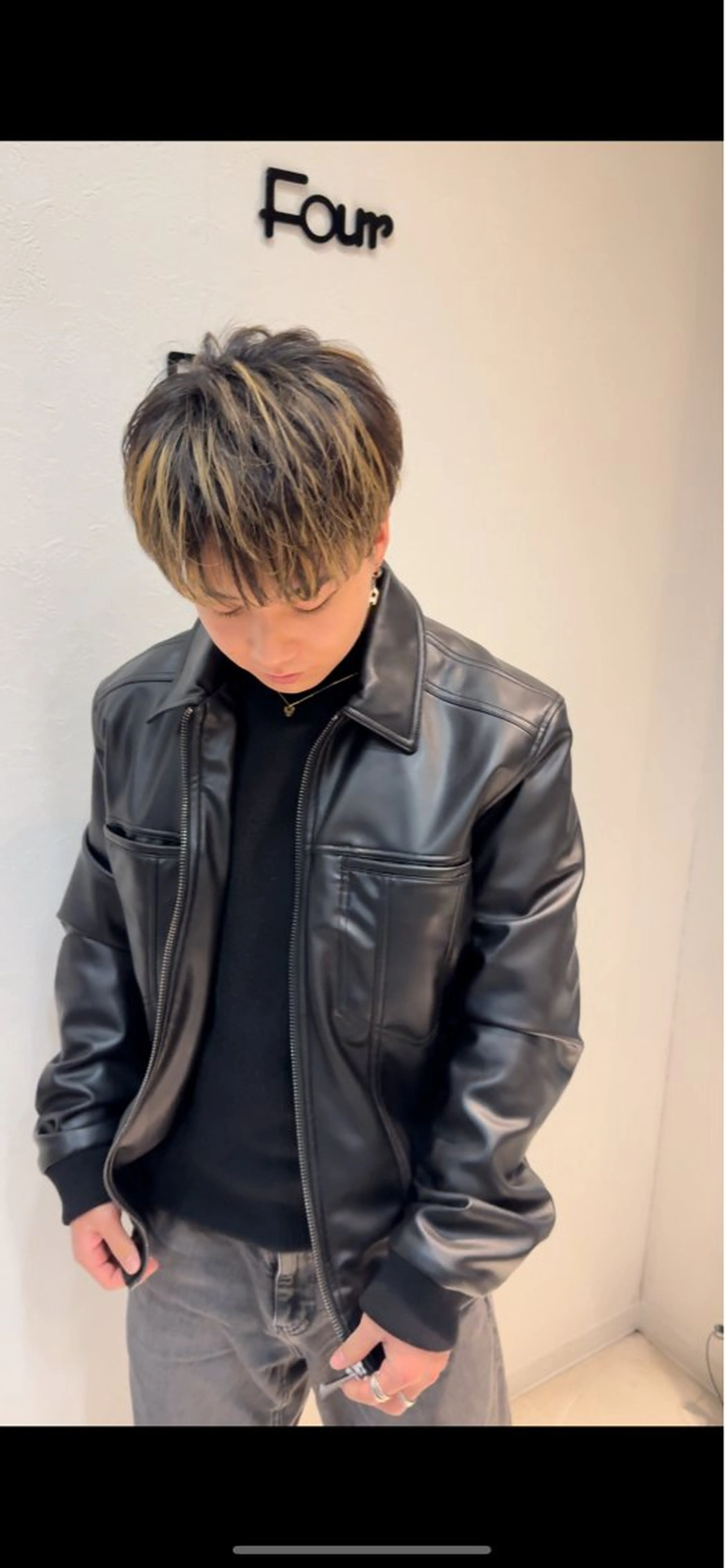カラー メンズ メンズハイライト マッシュ ハイライトカラー カット ヘアカラー vivid所属・麻生誠 メンズ特化❤️‍🔥のヘアスタイル
