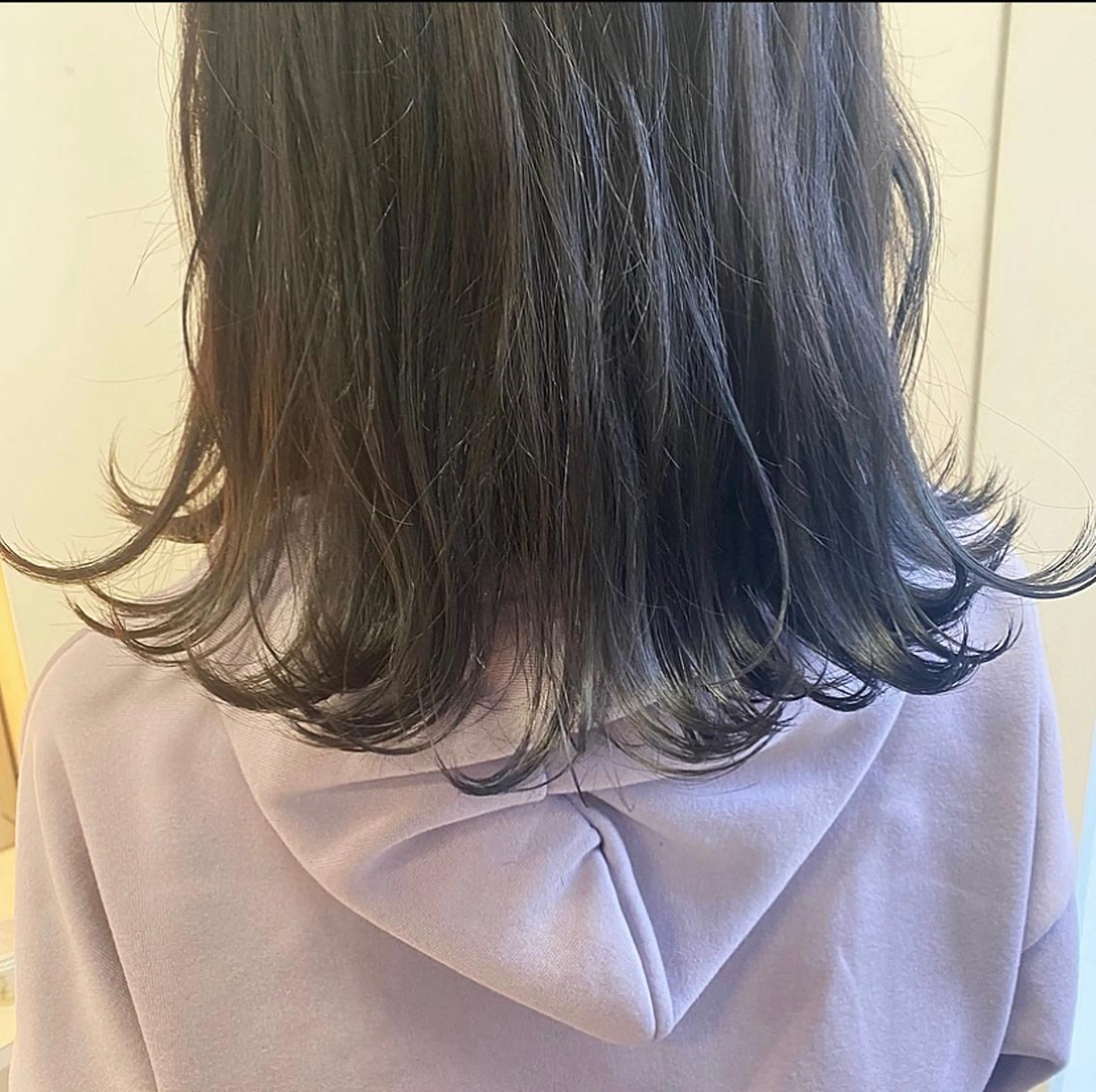 セミロング カラー ヘアカラー 滝本 里実のヘアスタイル