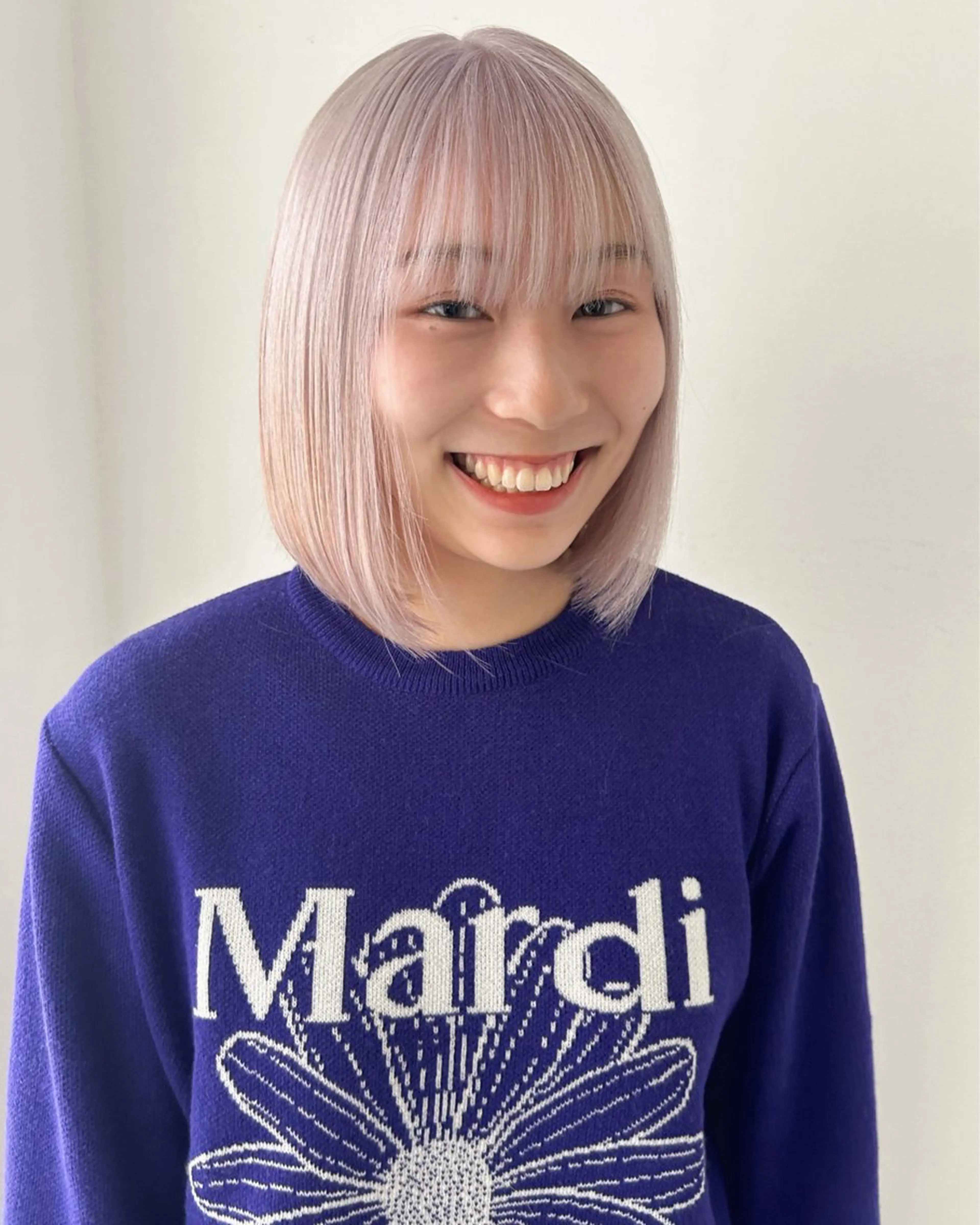 ショート カラー ブリーチ ブロンド ケアブリーチ ボブ Loom.所属・村上雅人 ナチュラルモードのヘアスタイル