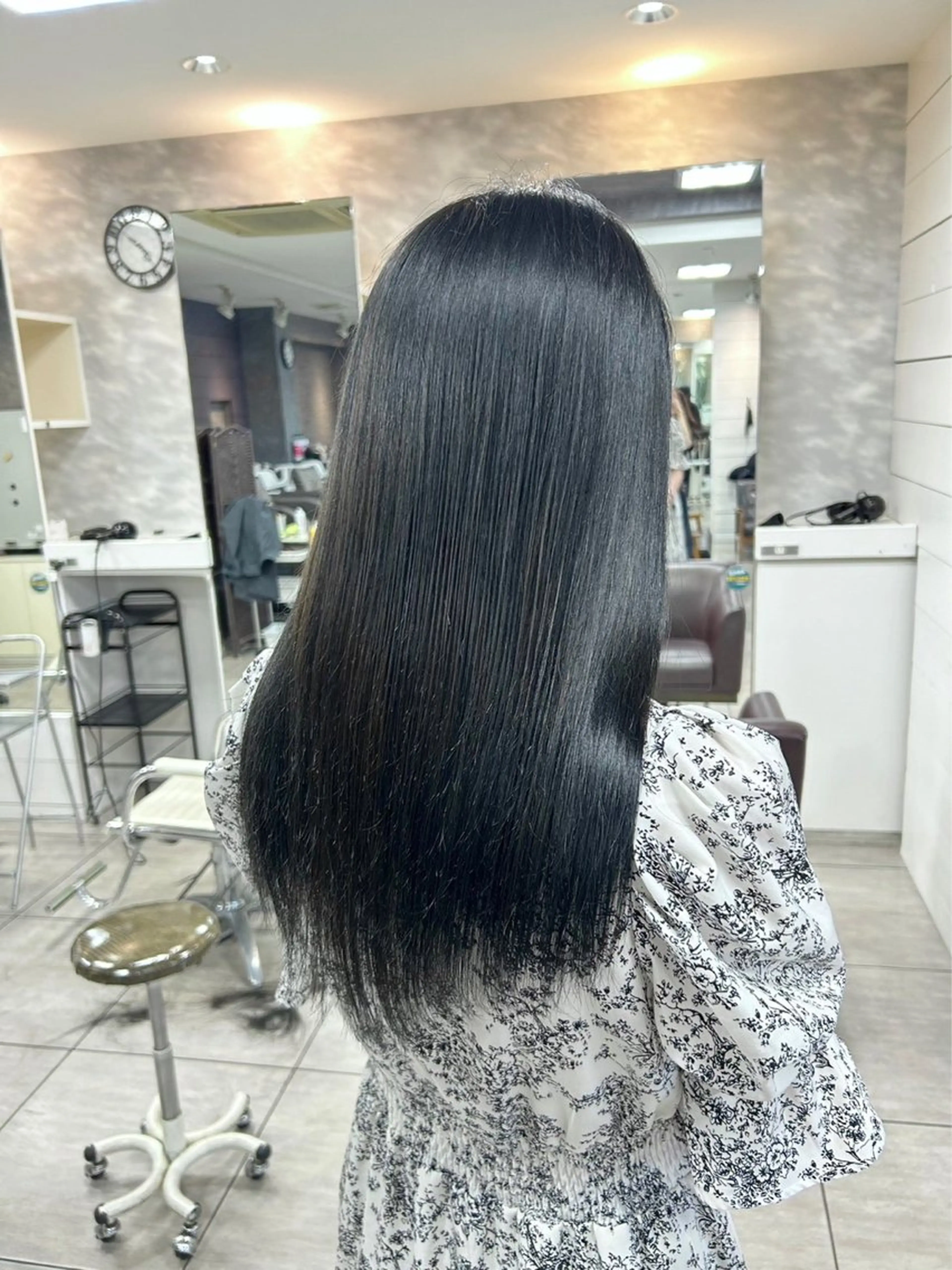ロング カラー 濱田 佳奈映のヘアスタイル