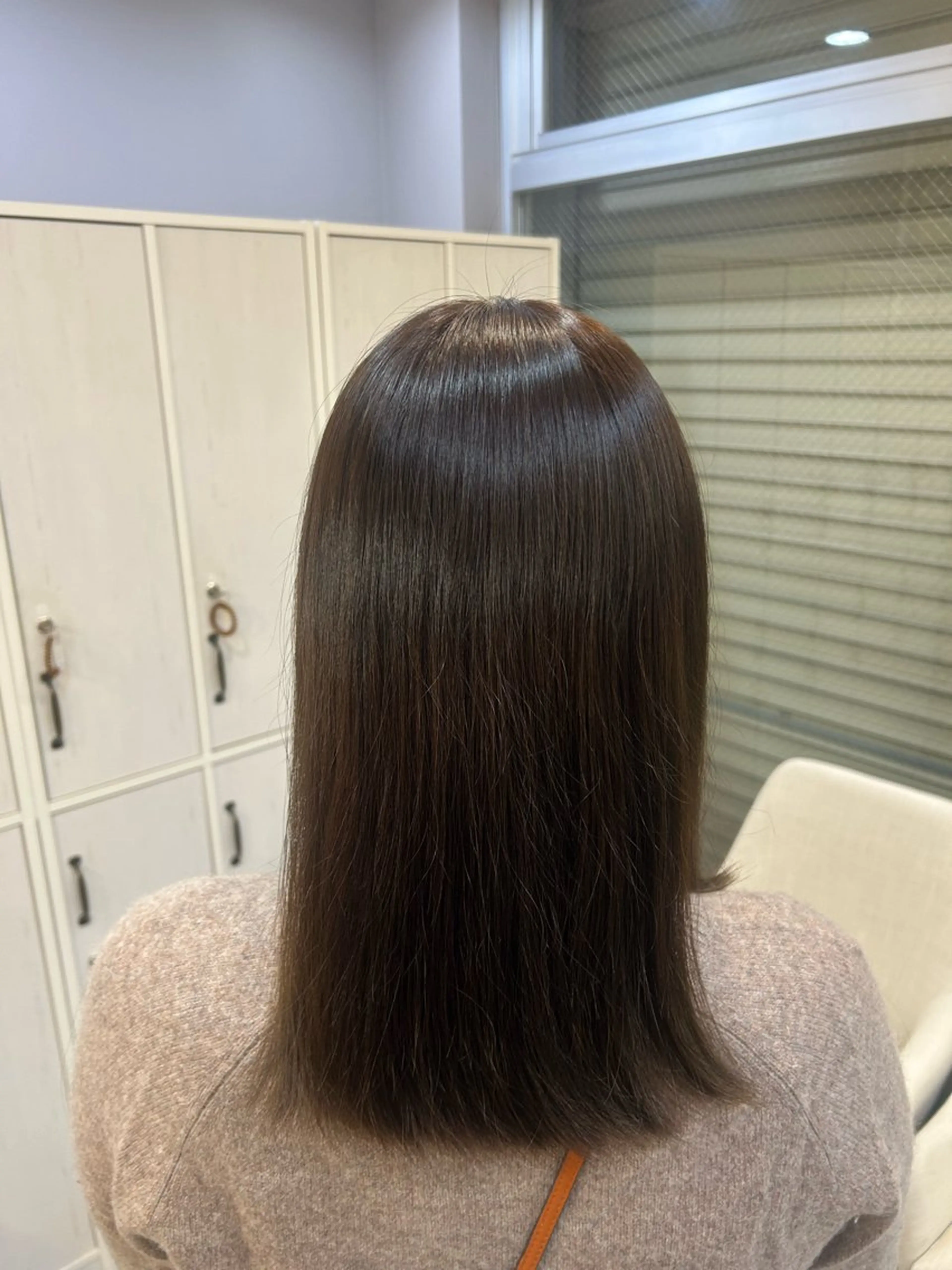 カラー ブラウンカラー Fiora【フィオーラ】所属・伊藤 愛理のヘアスタイル