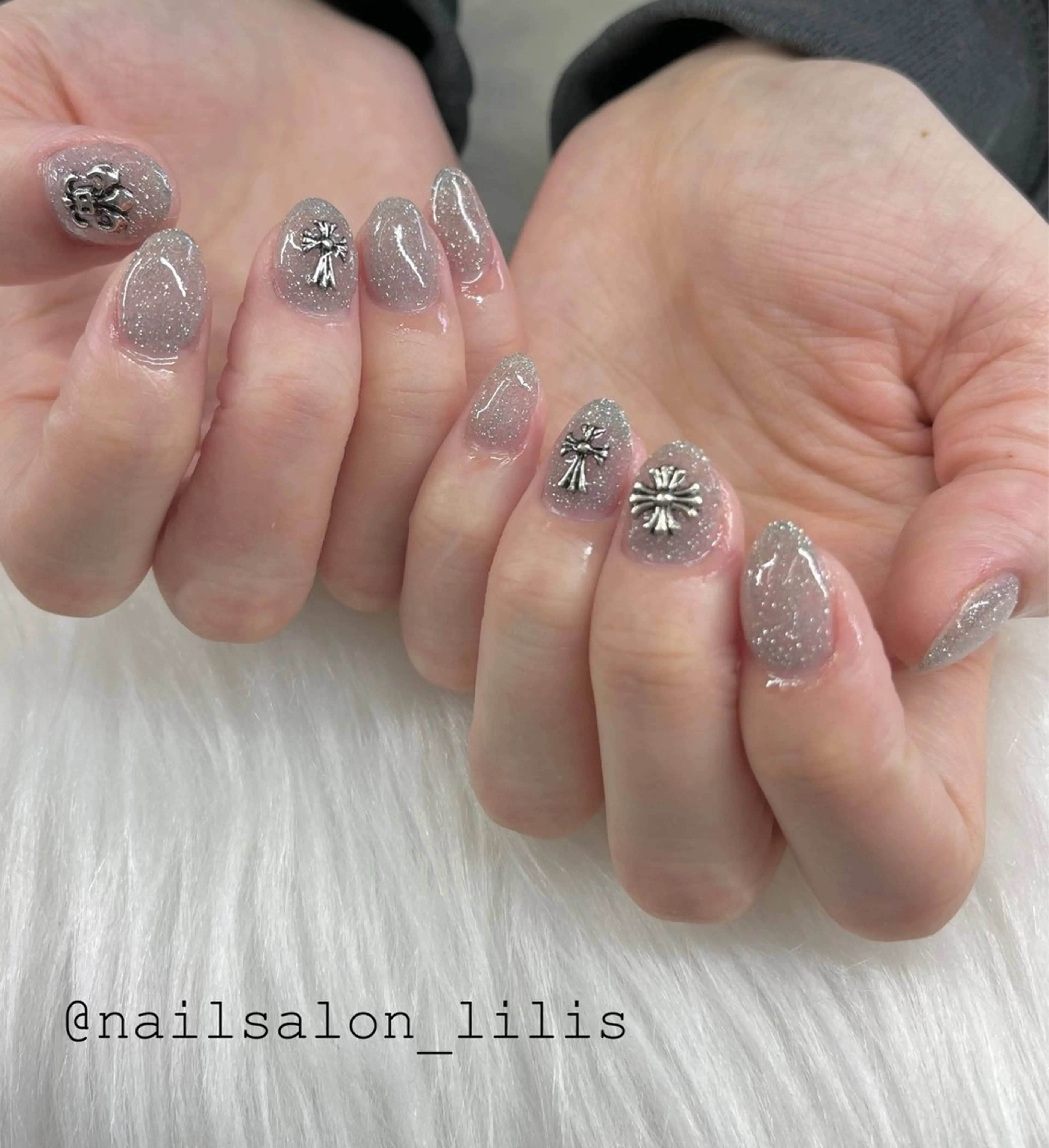ネイル フラッシュネイル ワンカラーネイル nailsalon lilis所属・nailsalon Lilisのネイルデザイン